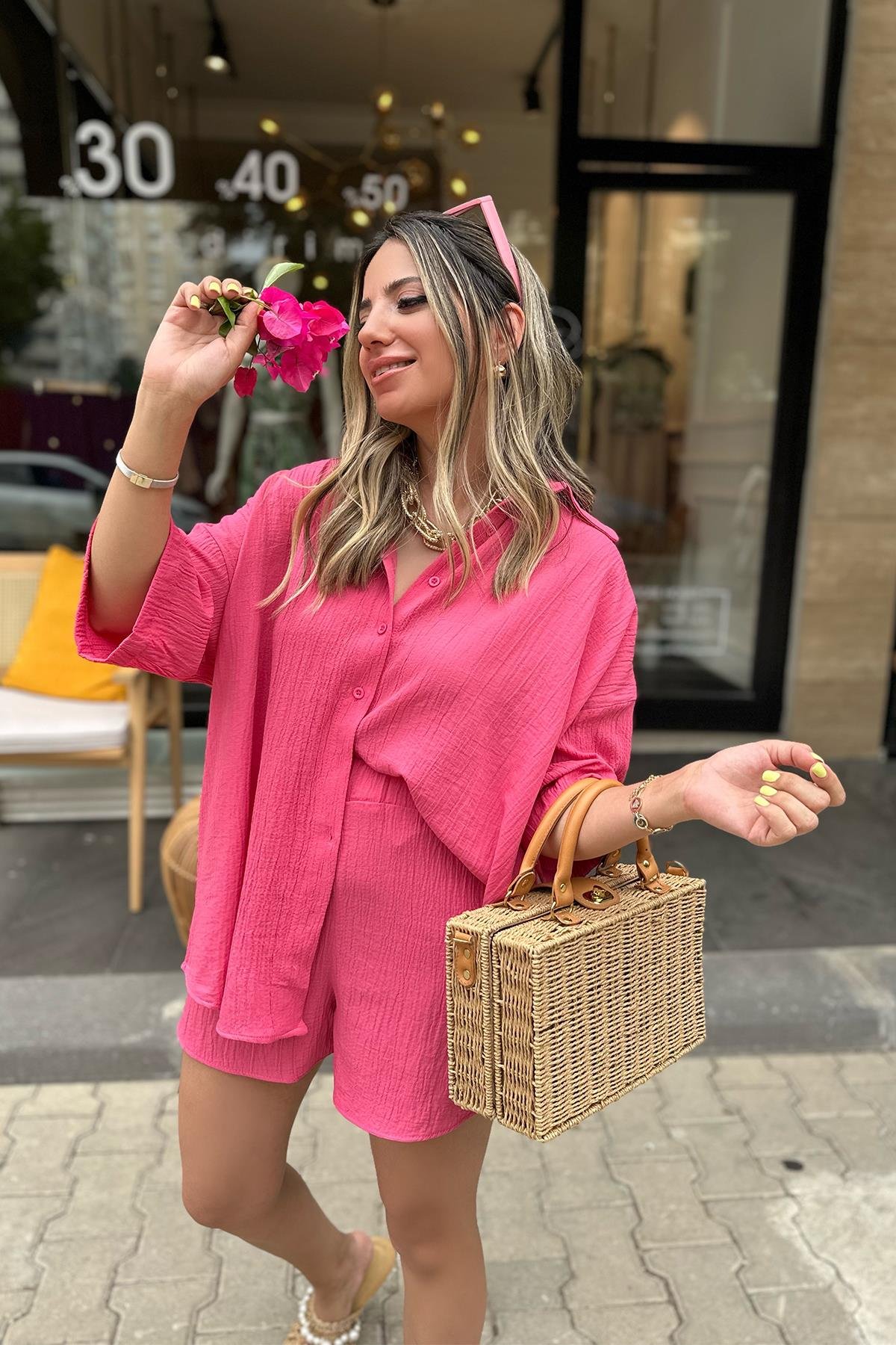 Pembe Şort Gömlek Takım