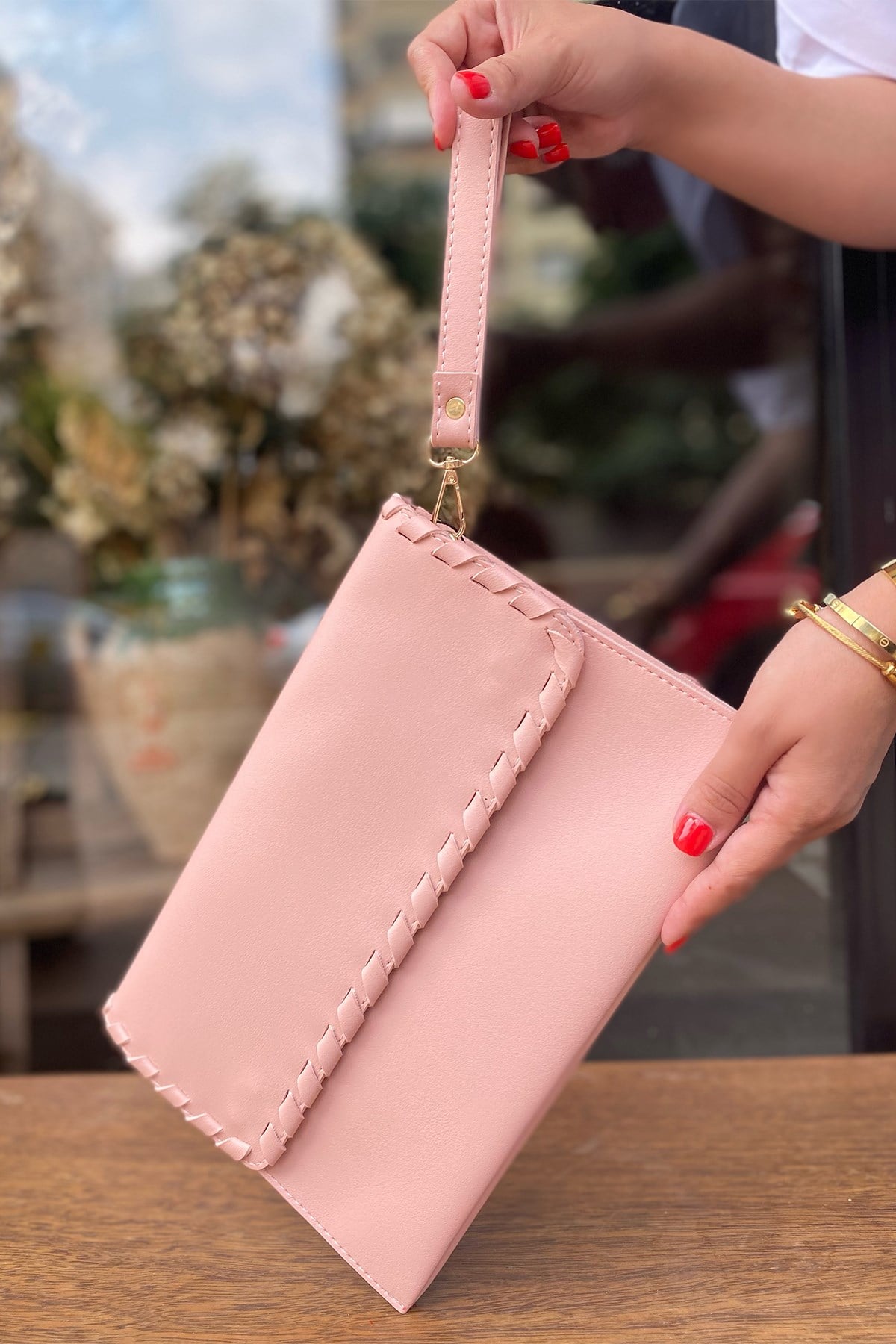Pudra Pembe Clutch Çanta