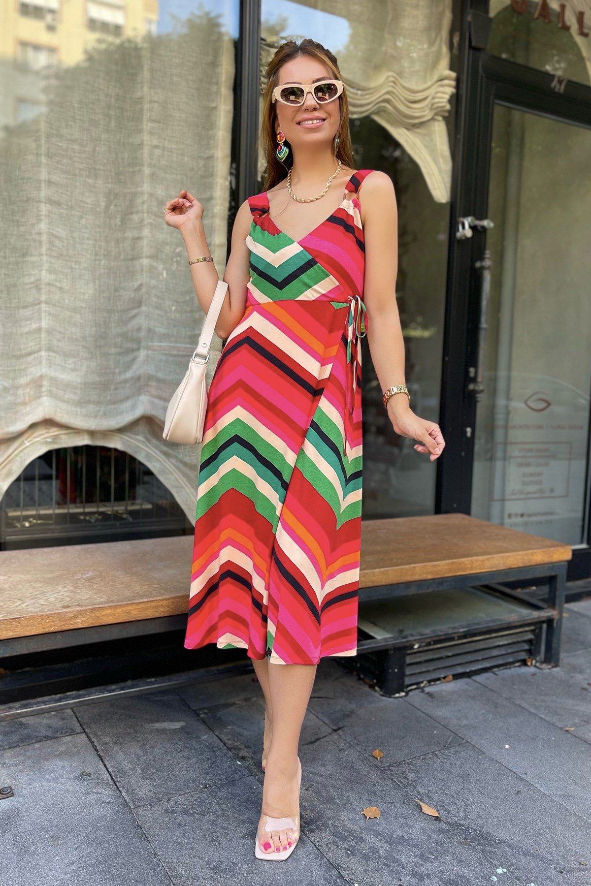 Renkli Çizgili Elbise