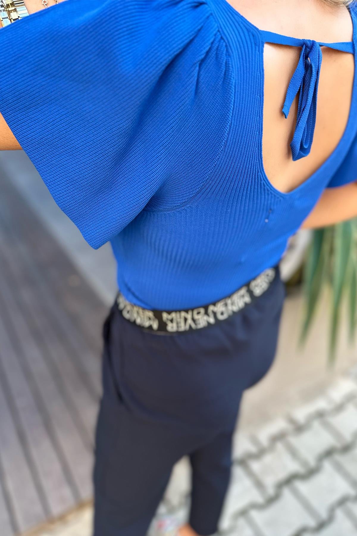 Saks Mavi  V Yaka Kolları Volanlı Triko Bluz