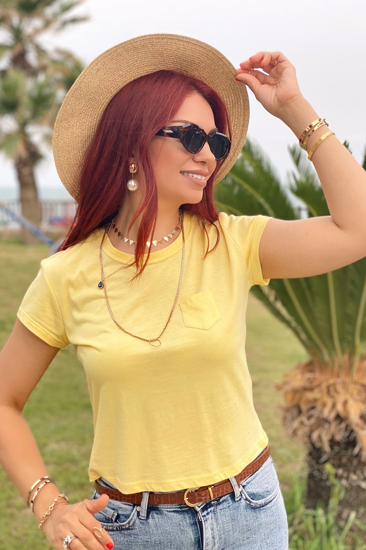 Sarı Cep Detaylı Basic Tshirt