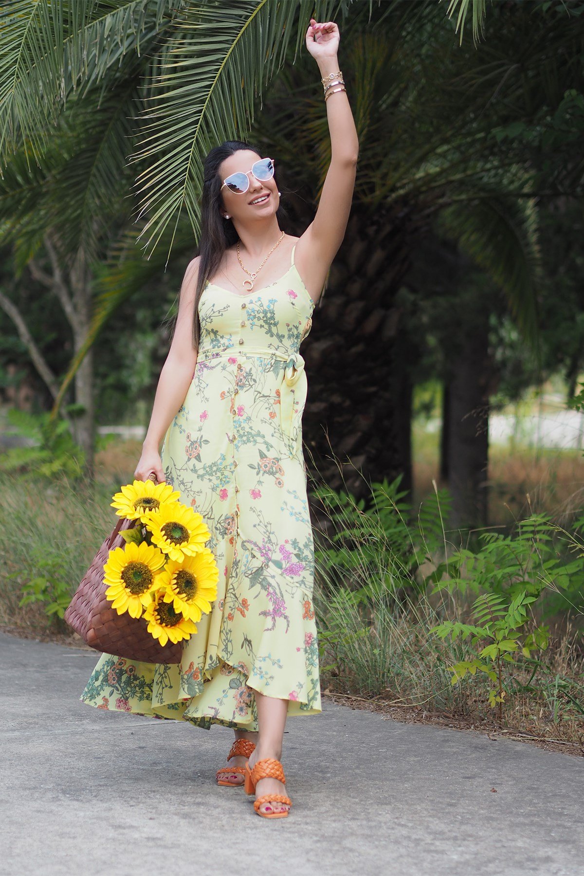 Sarı Desenli Volanlı Elbise