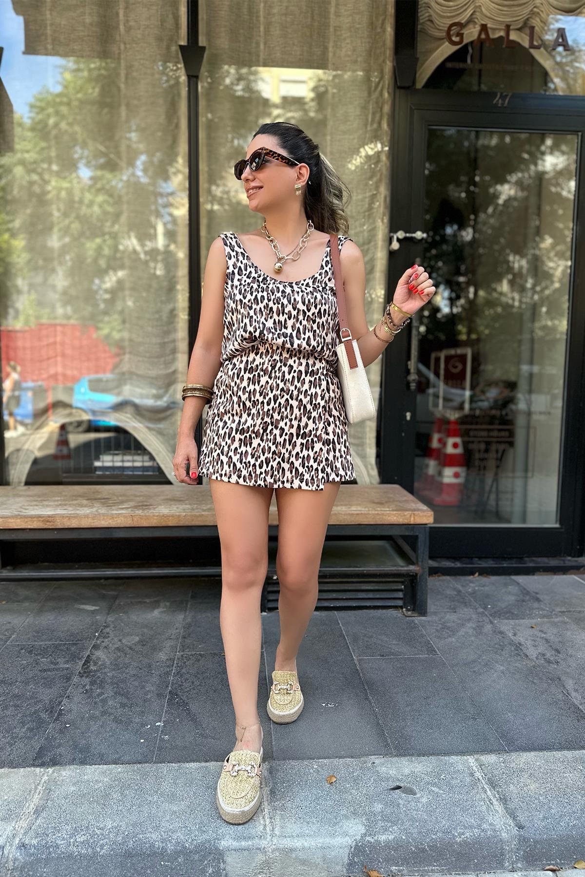 Saten Kahve Leopar Şort Etek