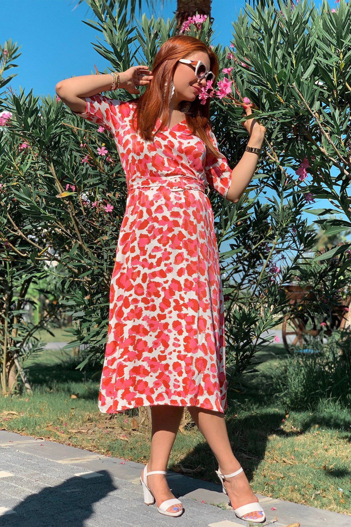 Saten Pembe Leopar Elbise