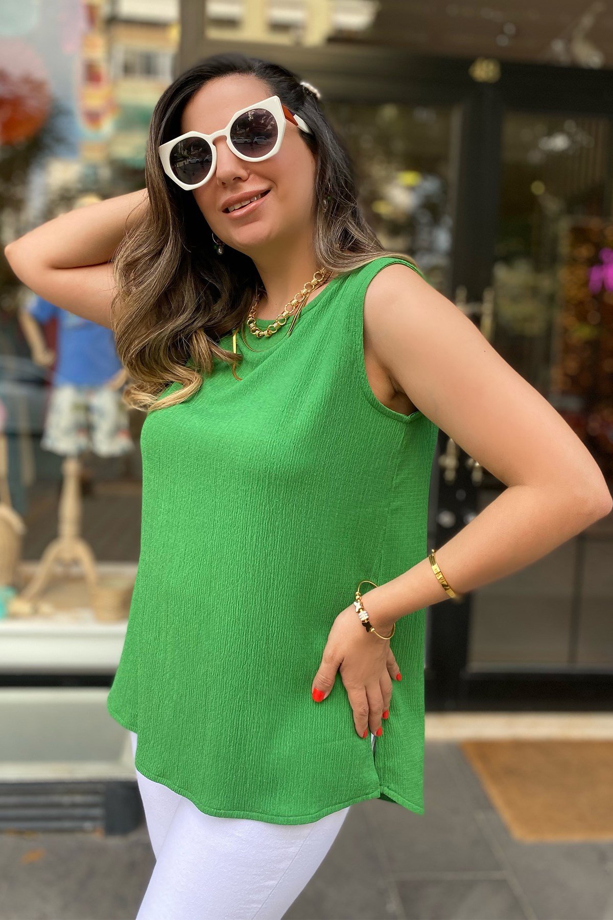 Sıfır Kol Likralı Yeşil Bluz 