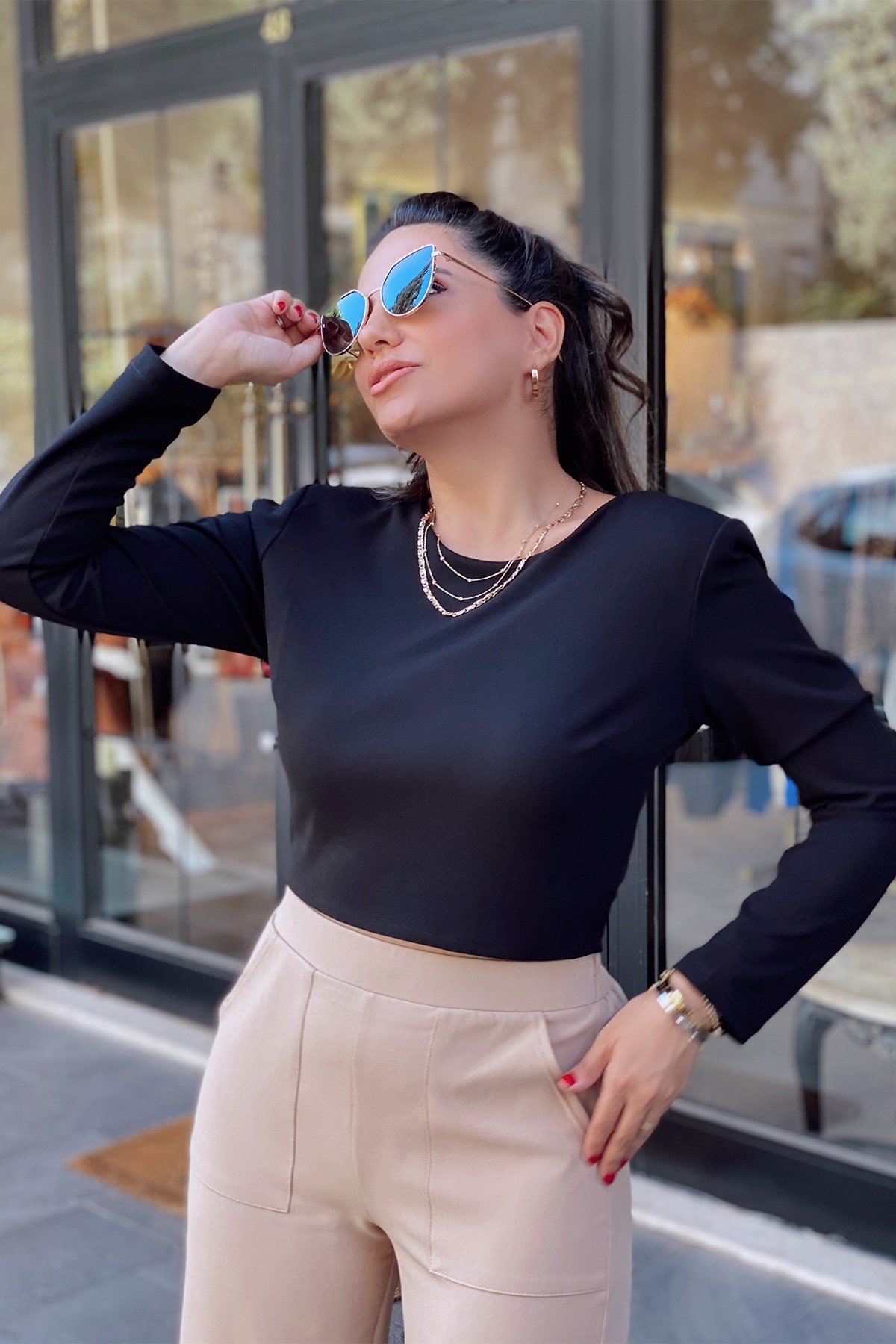 Sırt Fermuarlı Siyah Crop Top
