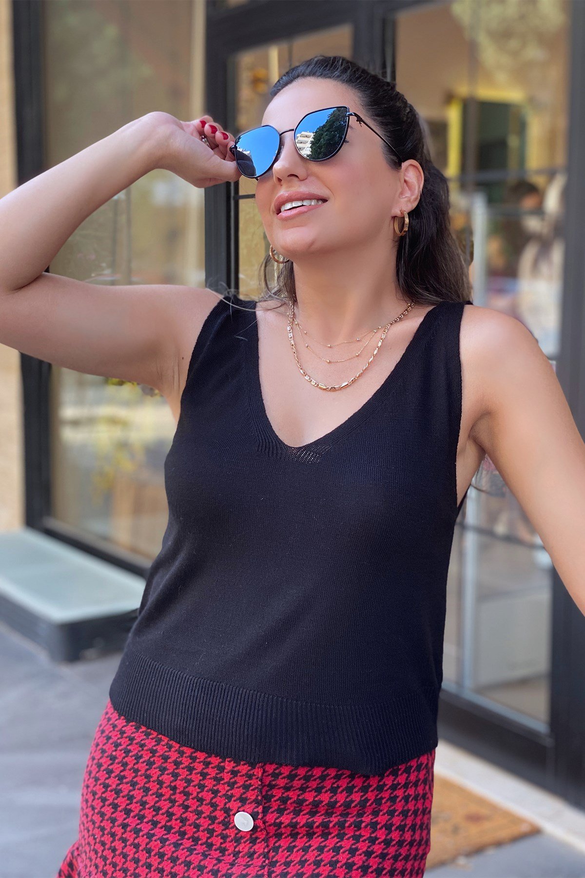 Siyah Askılı Triko Bluz