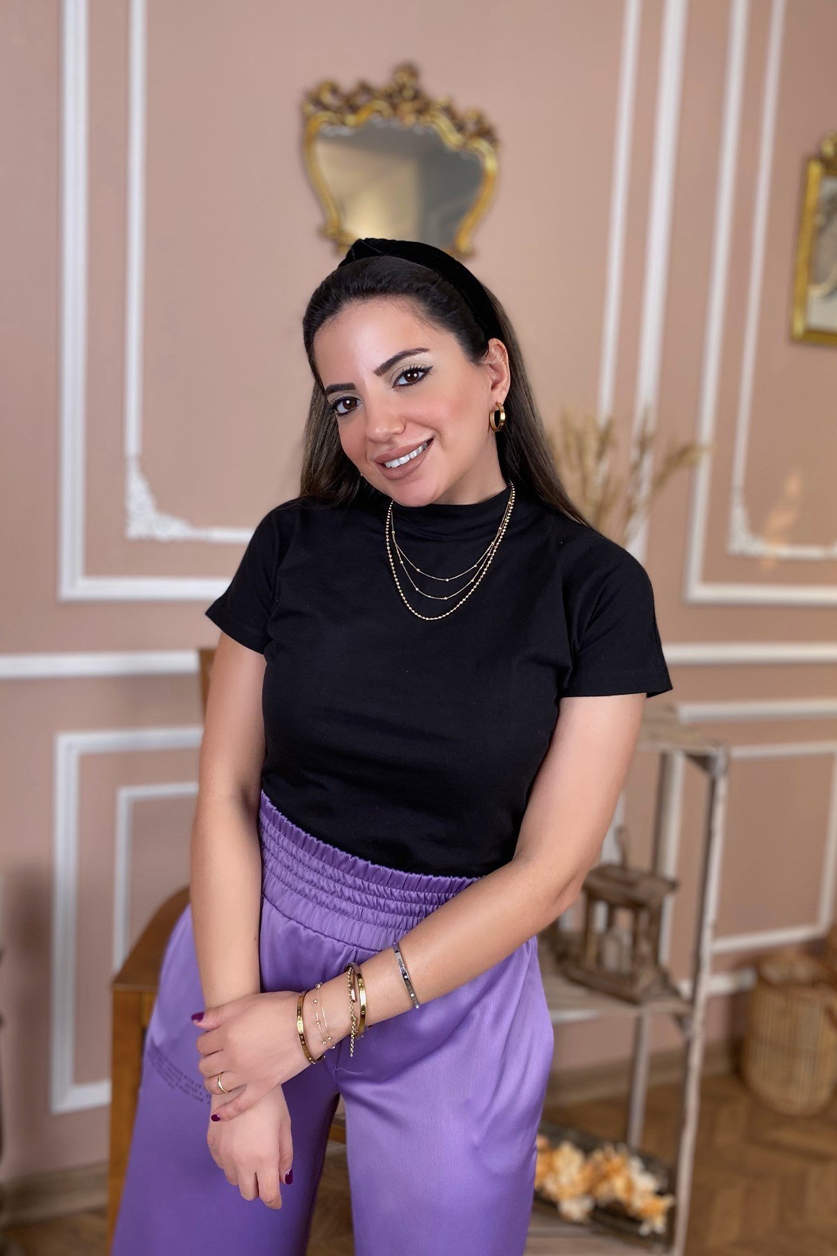 Siyah Dik Yaka Tshirt