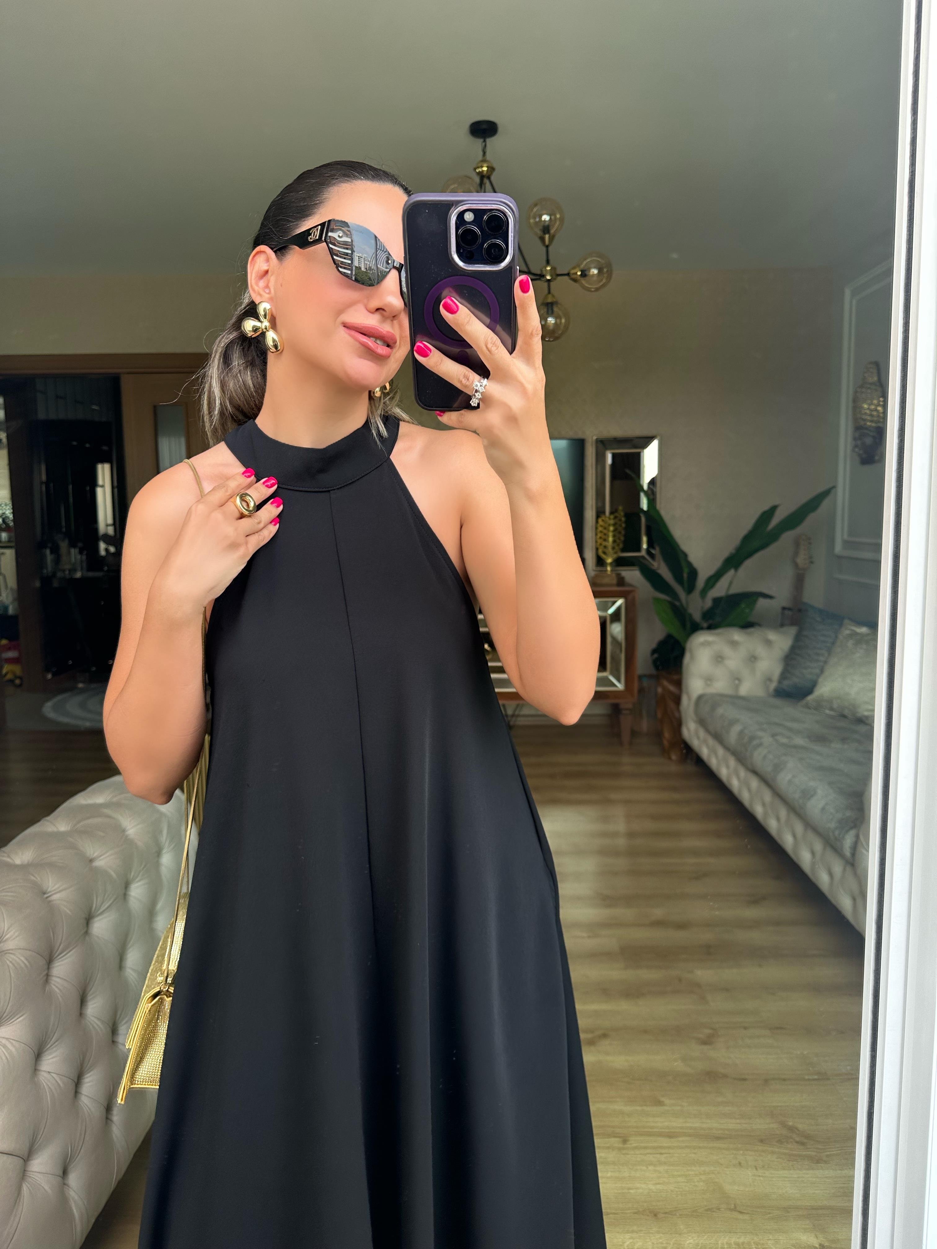 Siyah Etek Ucu Yeşil Cepli Elbise