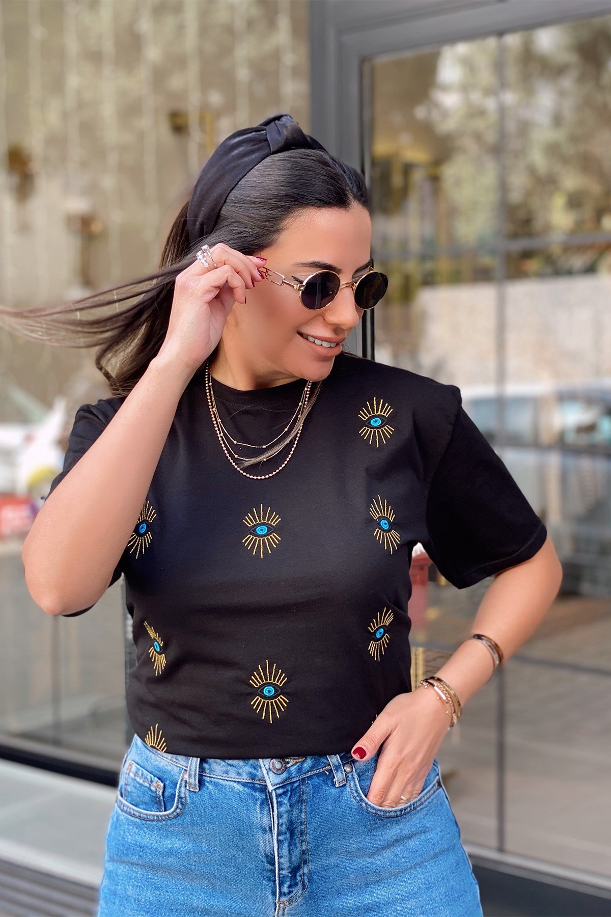 Siyah Göz Detaylı Tshirt