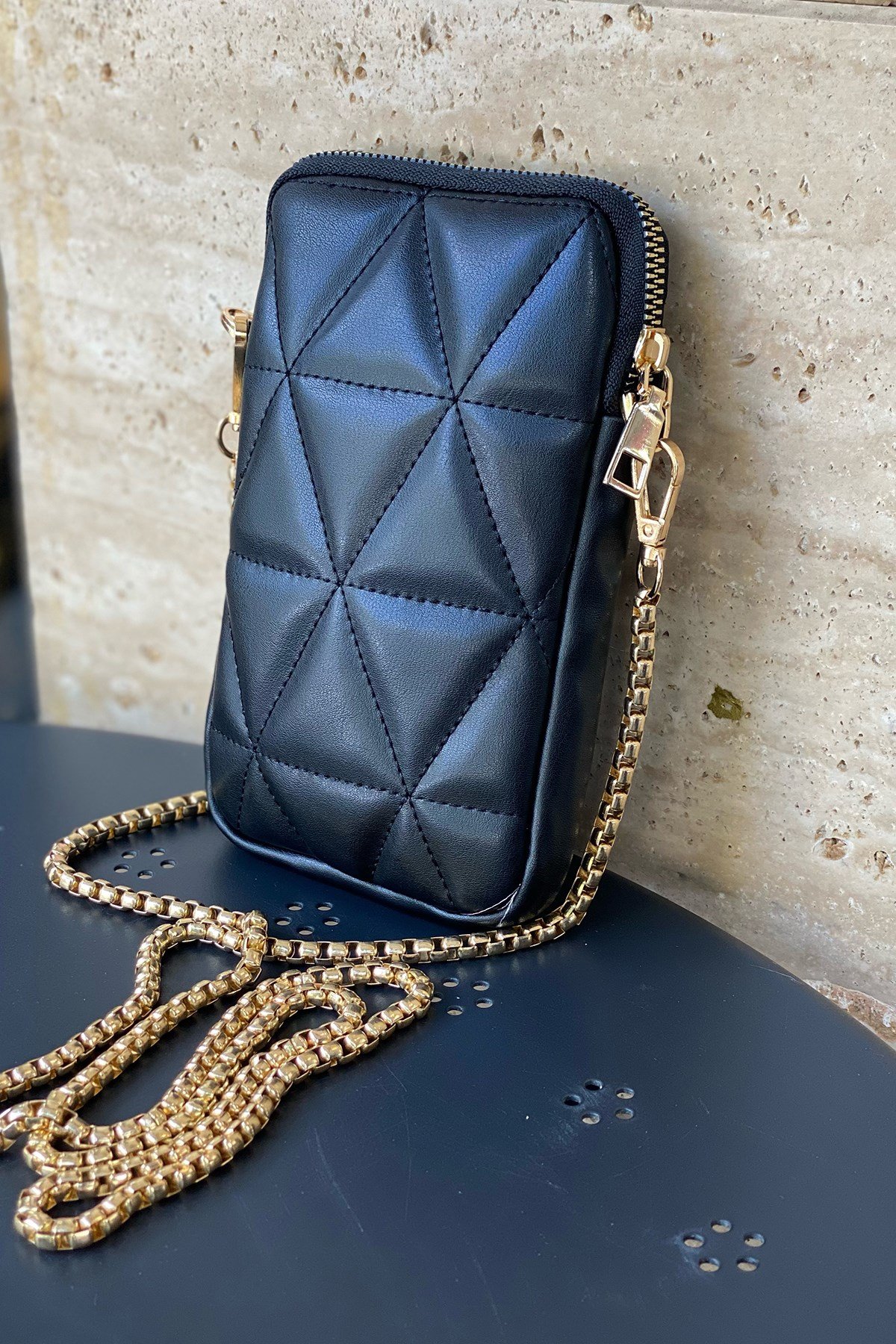 Siyah Küçük Zincirli Telefon Çantası