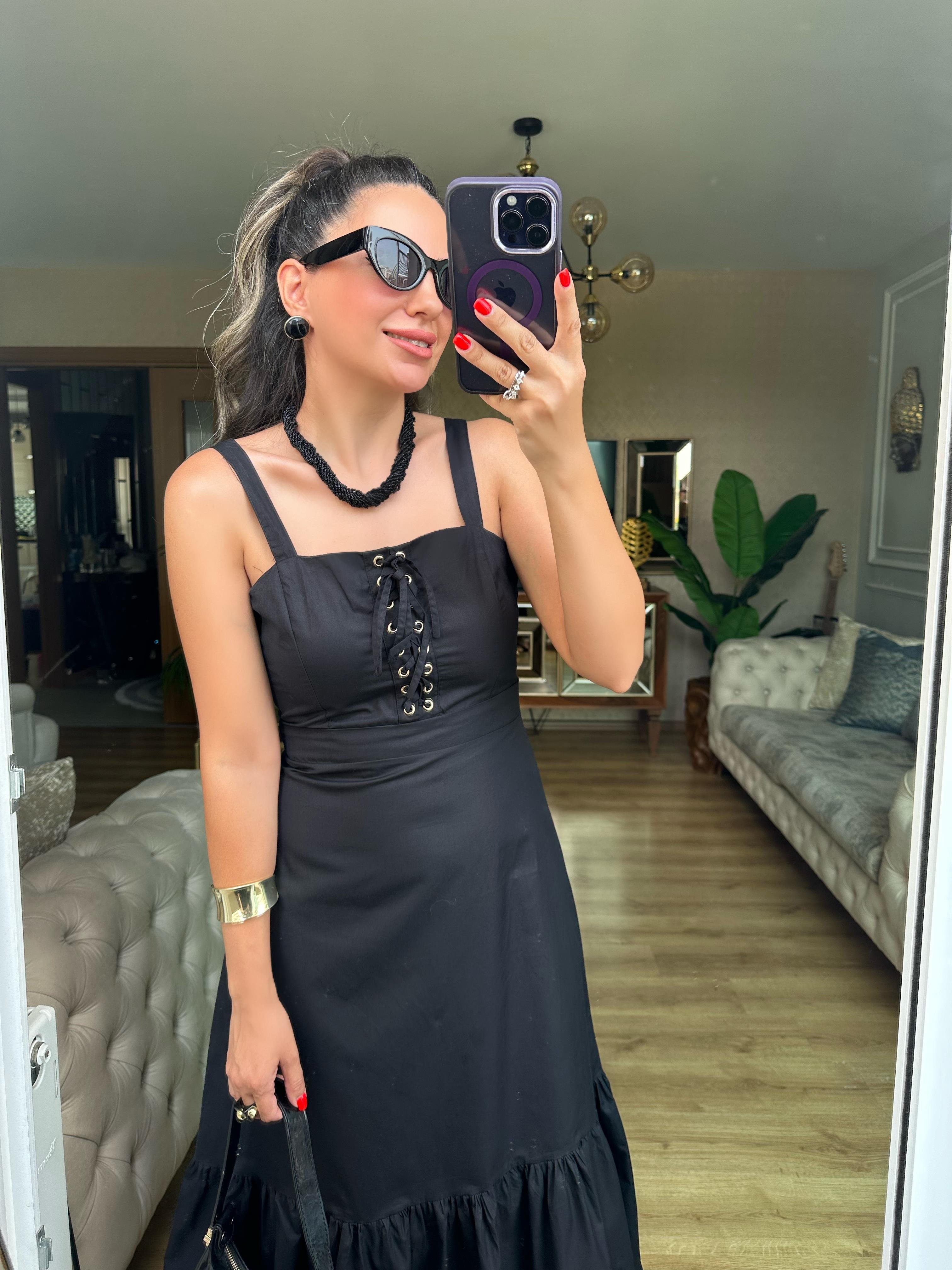 Siyah Kuş Gözü Detaylı Poplin Elbise