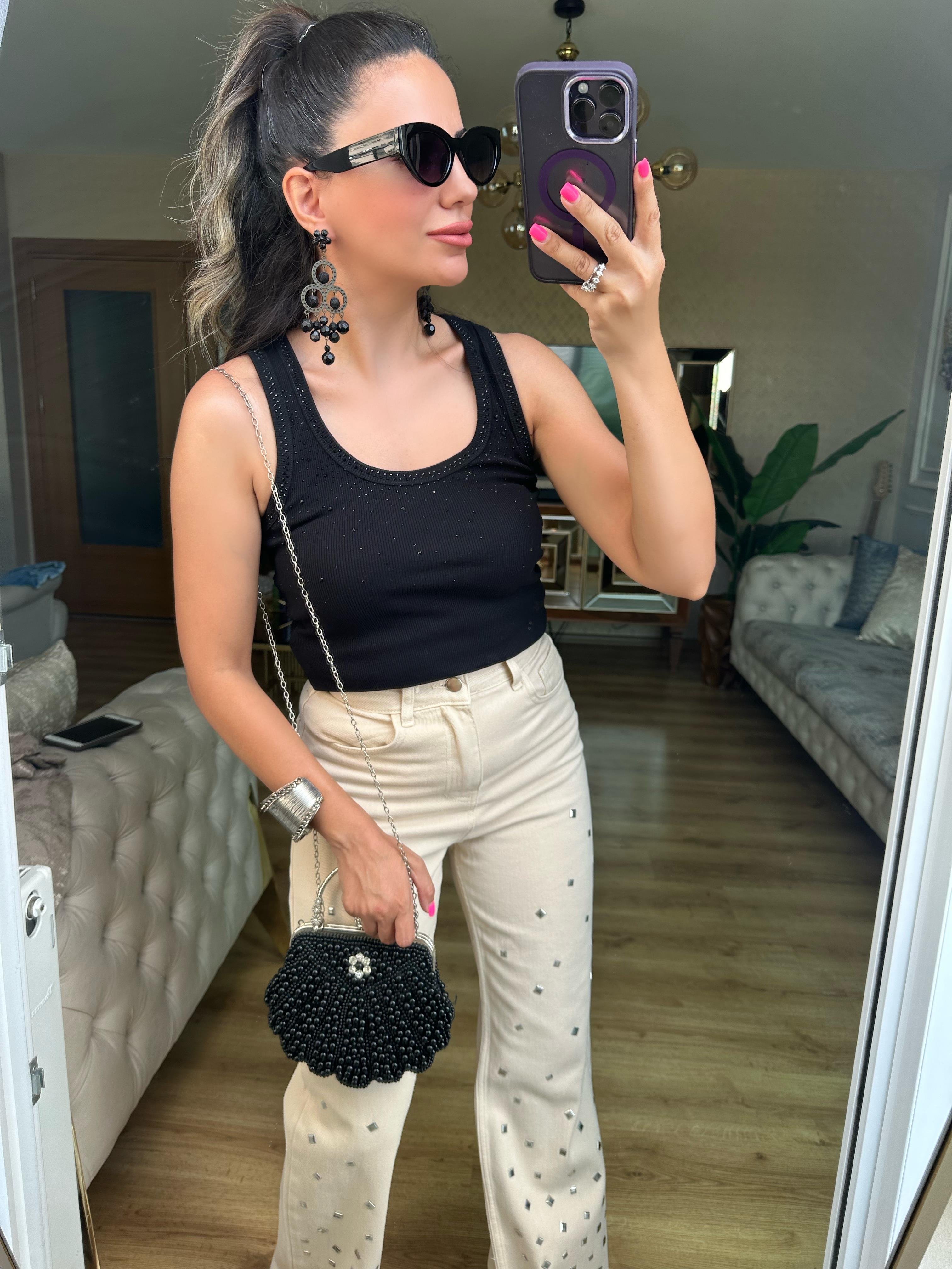 Siyah Önü Taşlı Atlet