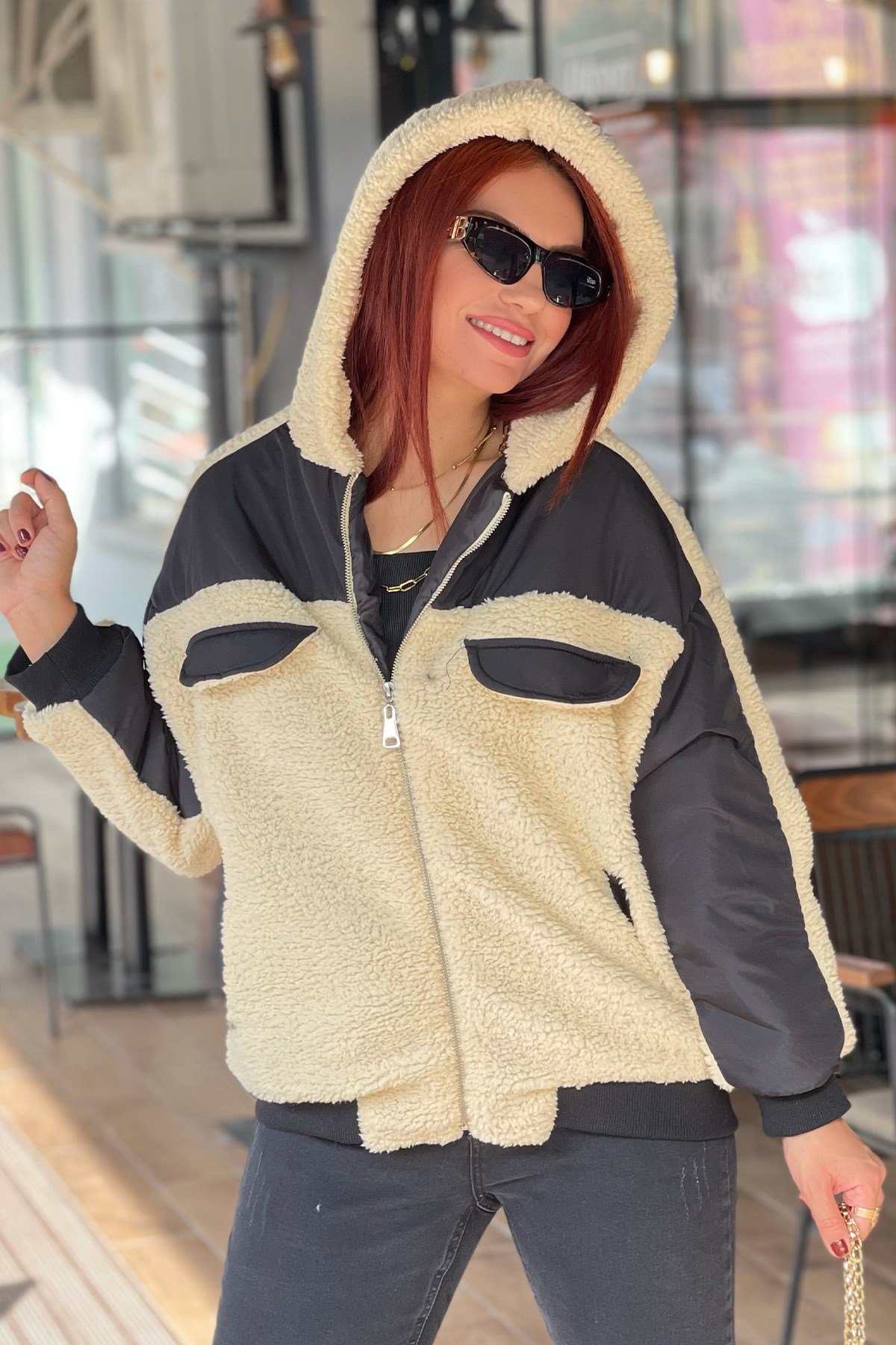 Siyah Peluş Mont 