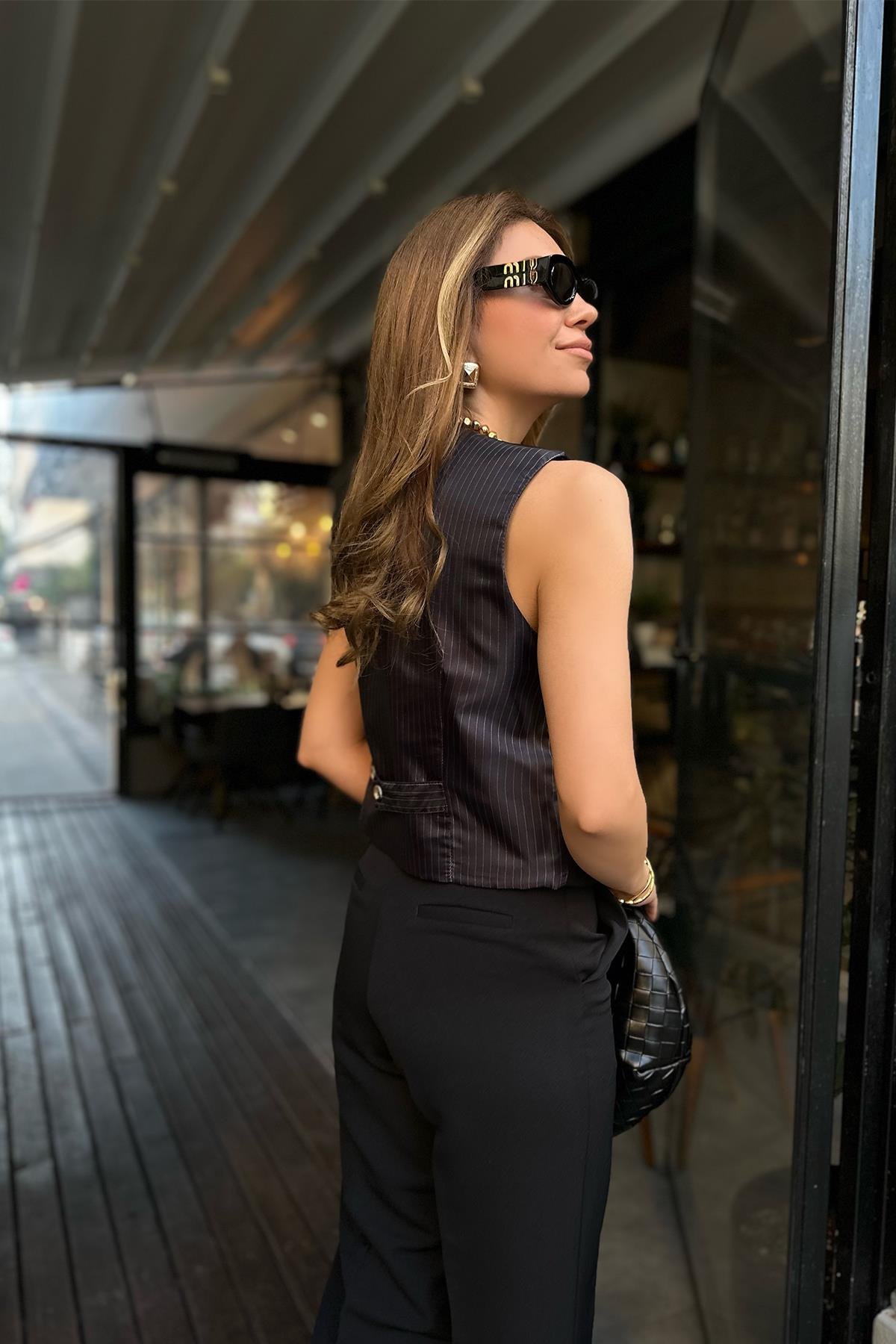 Siyah Renk Yelek Pantolon Takım