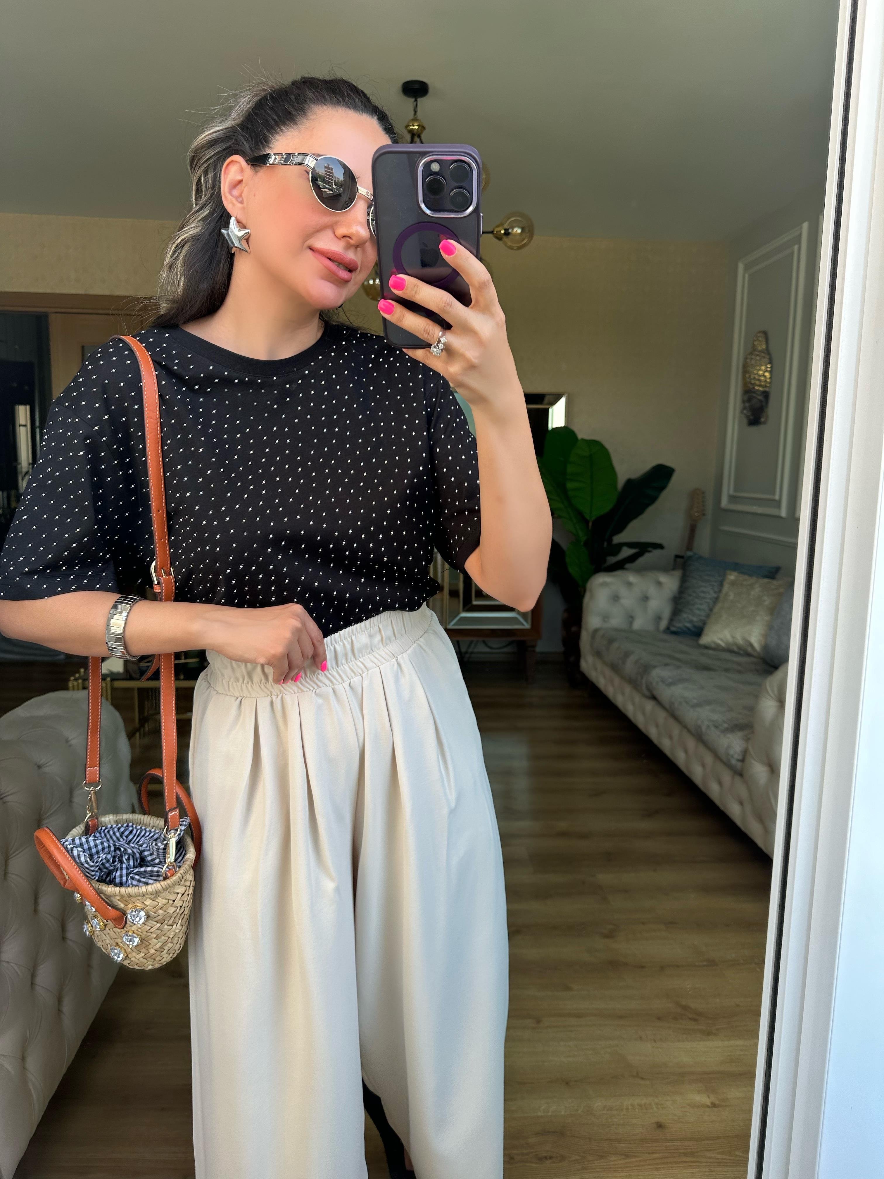 Siyah Taşlı Tshirt