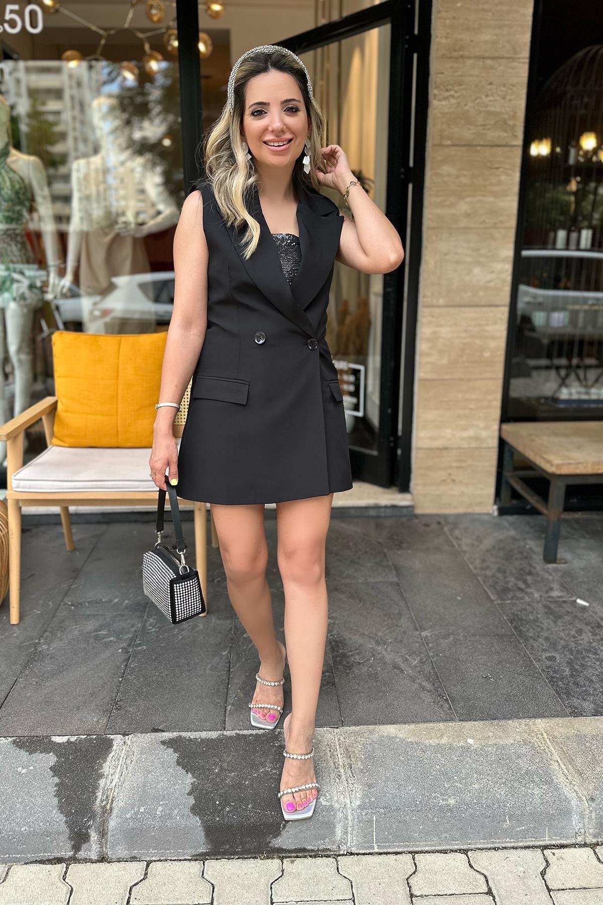 Siyah Yelek Elbise
