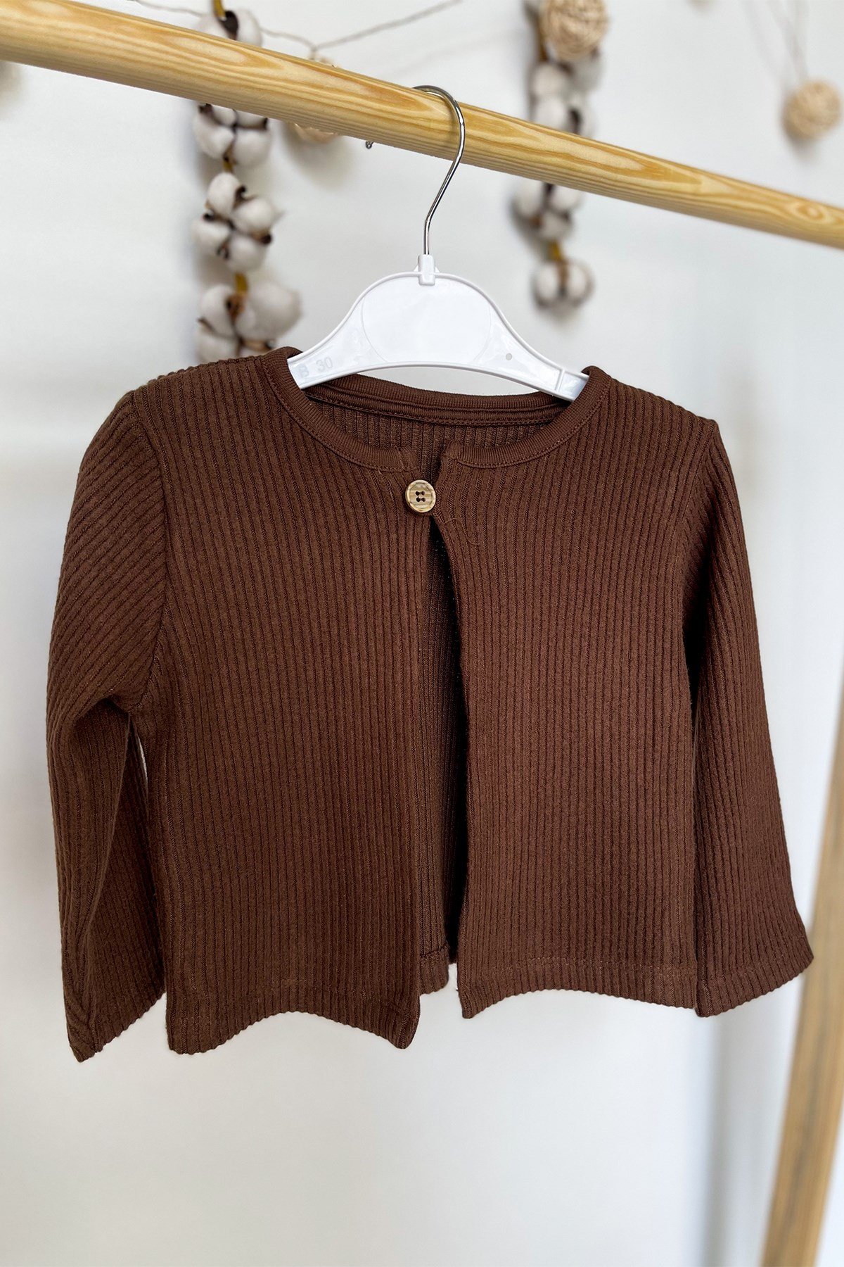 Tek Düğmeli Kahve Hırka