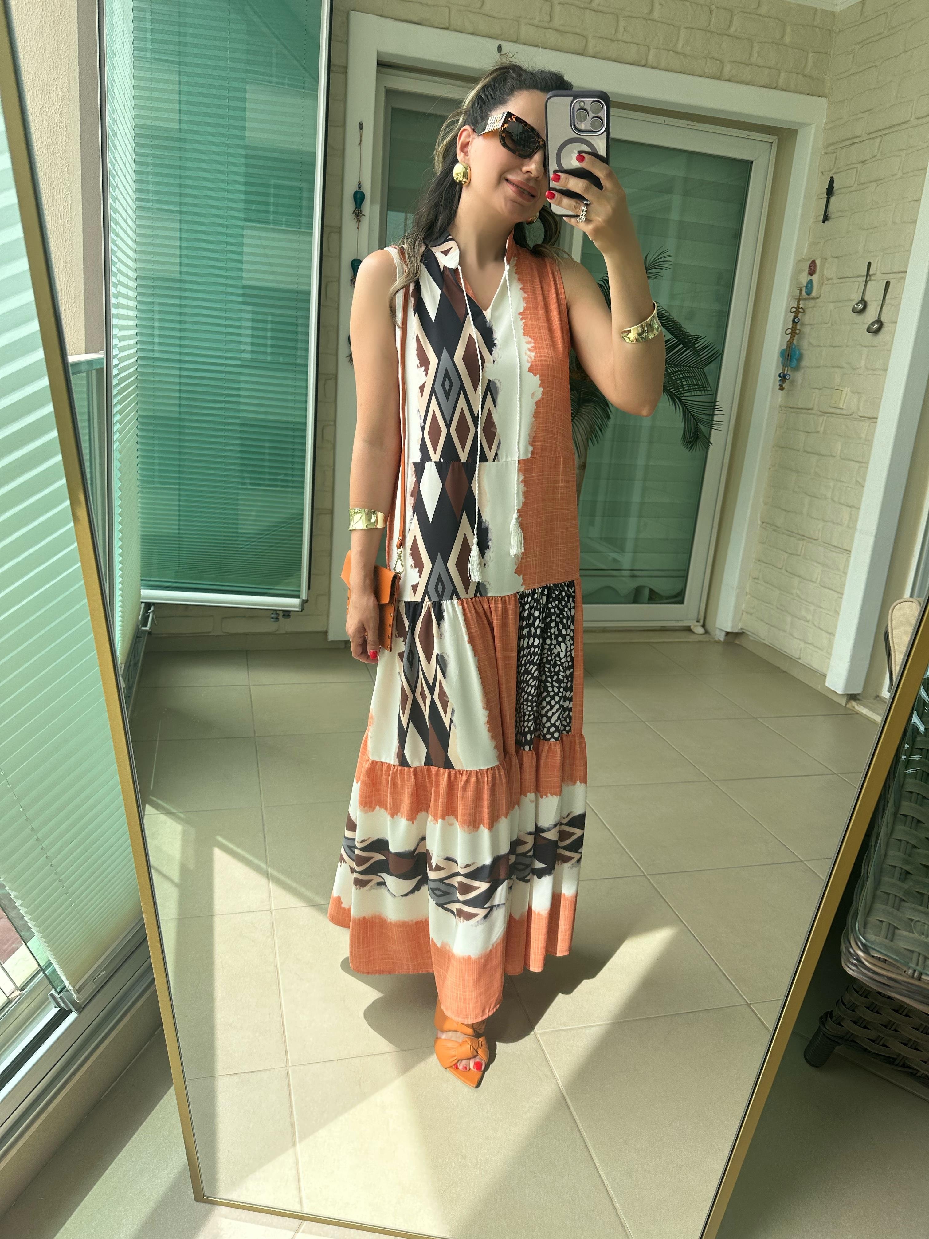 Turuncu Desenli Elbise