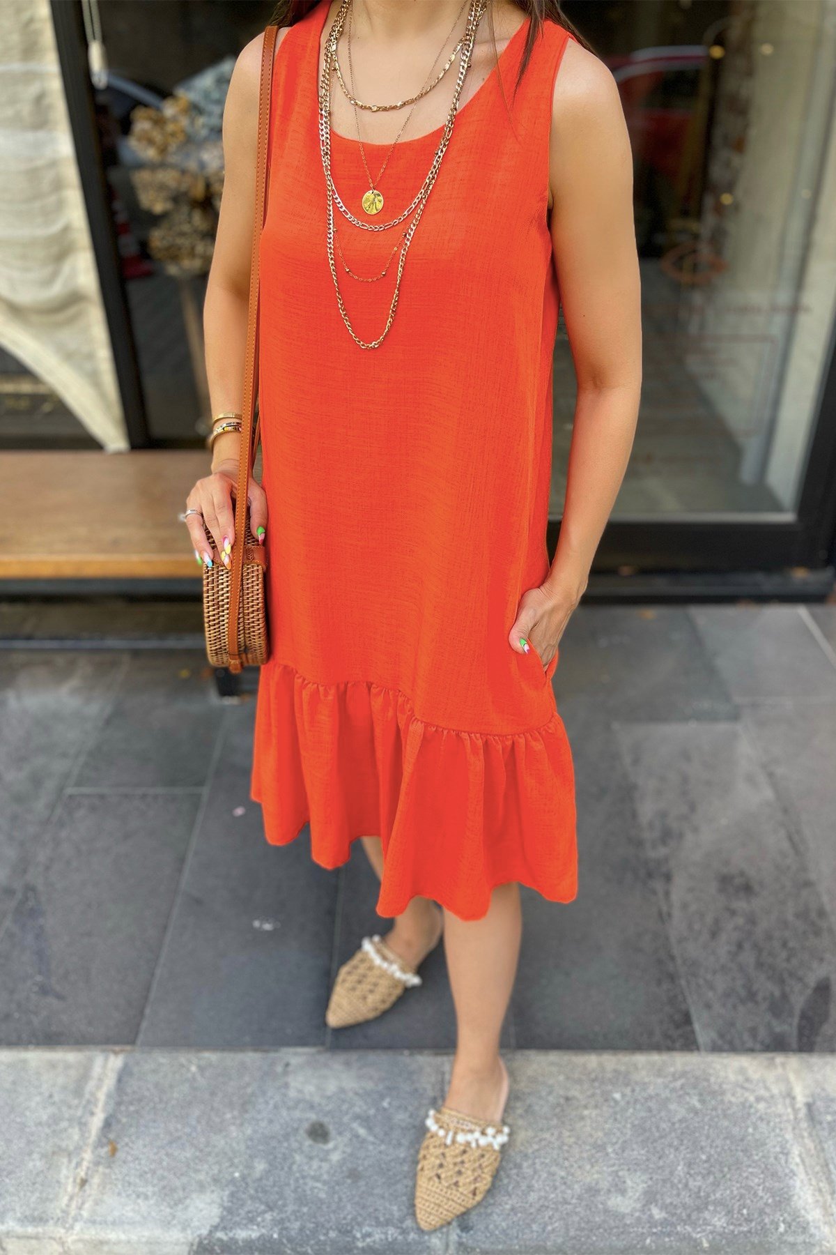 Turuncu Kolsuz Basic Elbise