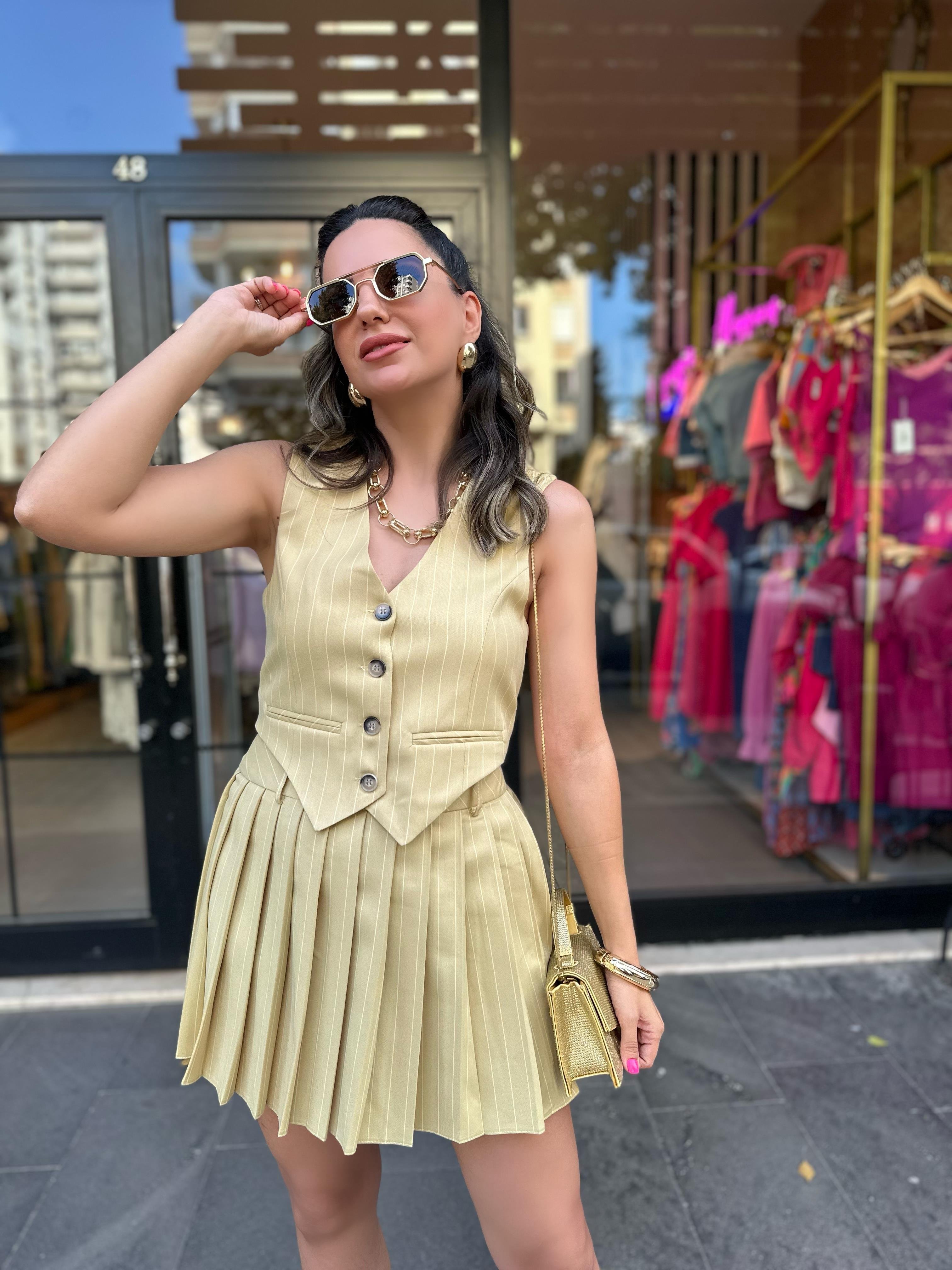 Yağ Yeşil Çizgili Etek Yelek Takım