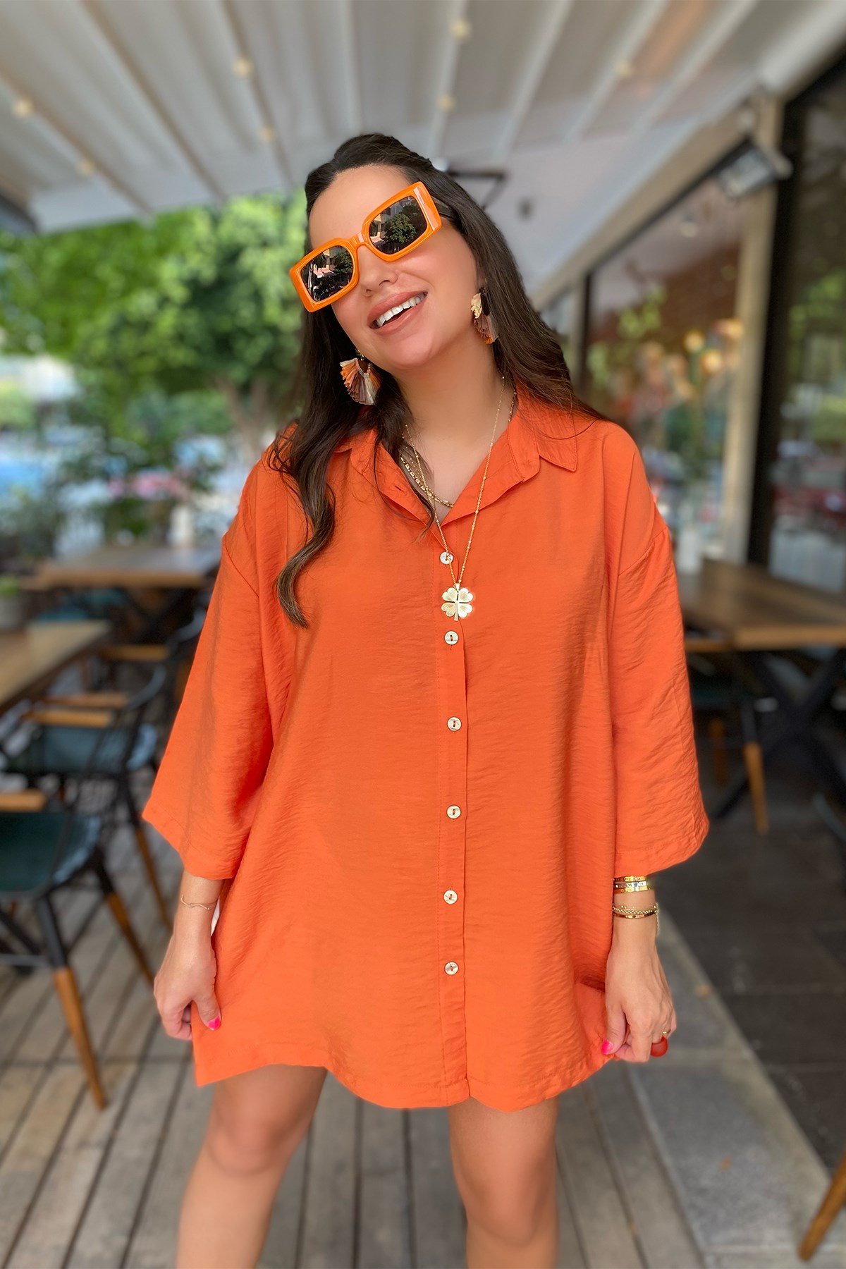Yanı Yırtmaçlı Turuncu Oversize Gömlek