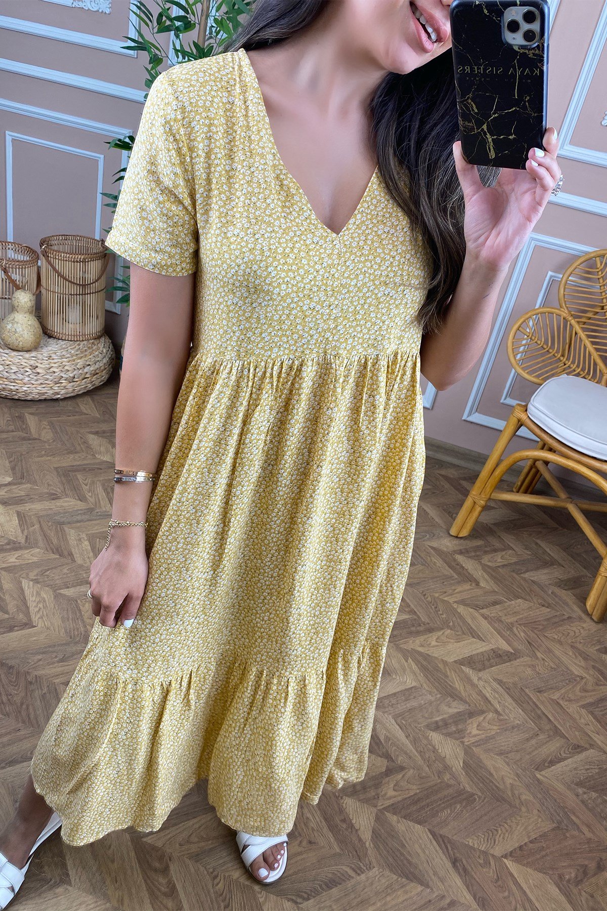 Yarım Kollu Sarı Papatya Desenli Elbise