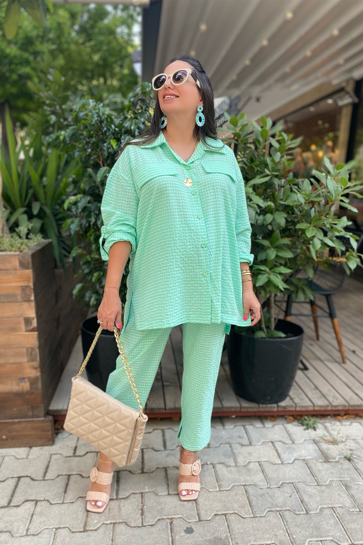 Yeşil Potikareli Takım