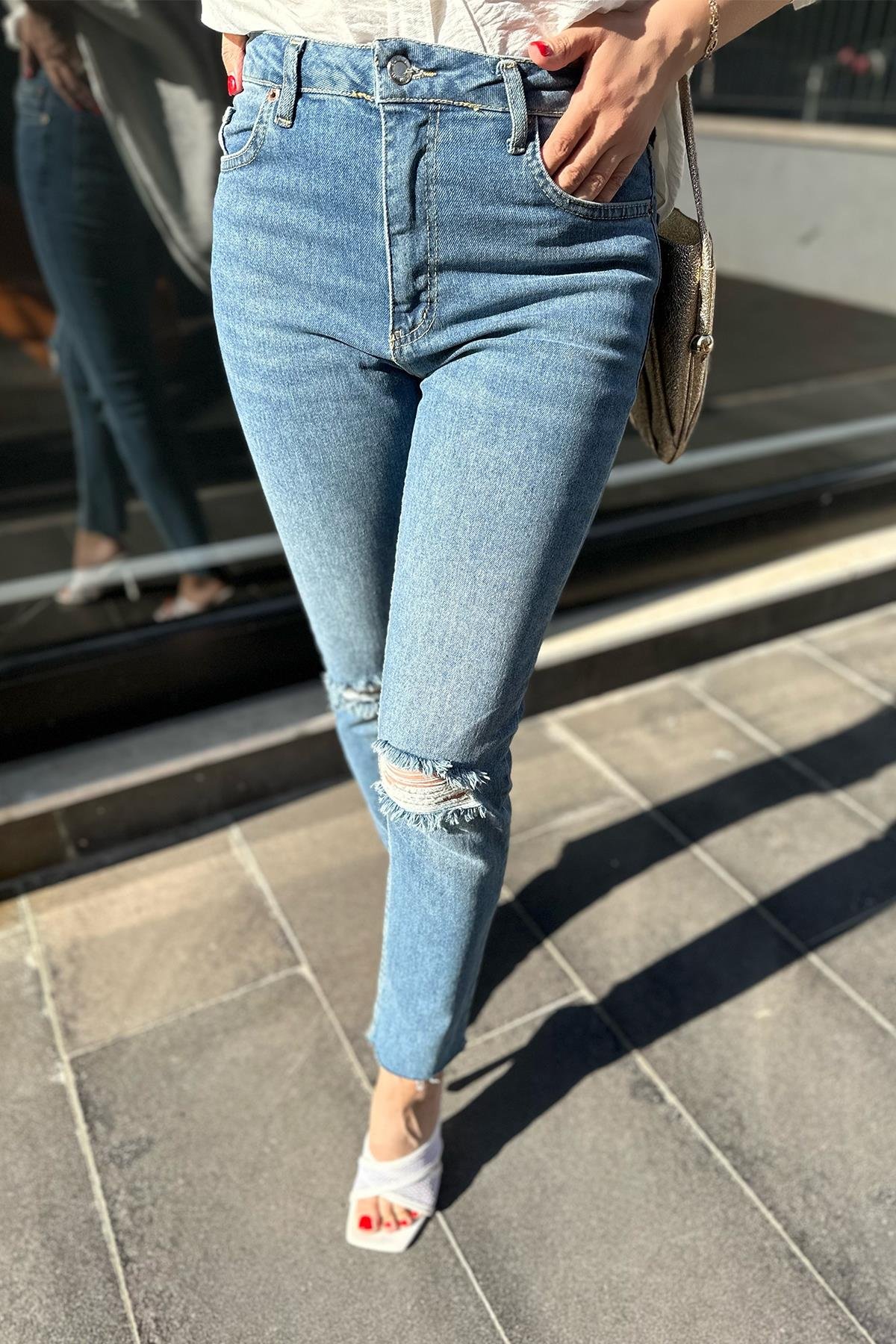 Yırtık Detay Kot Pantolon