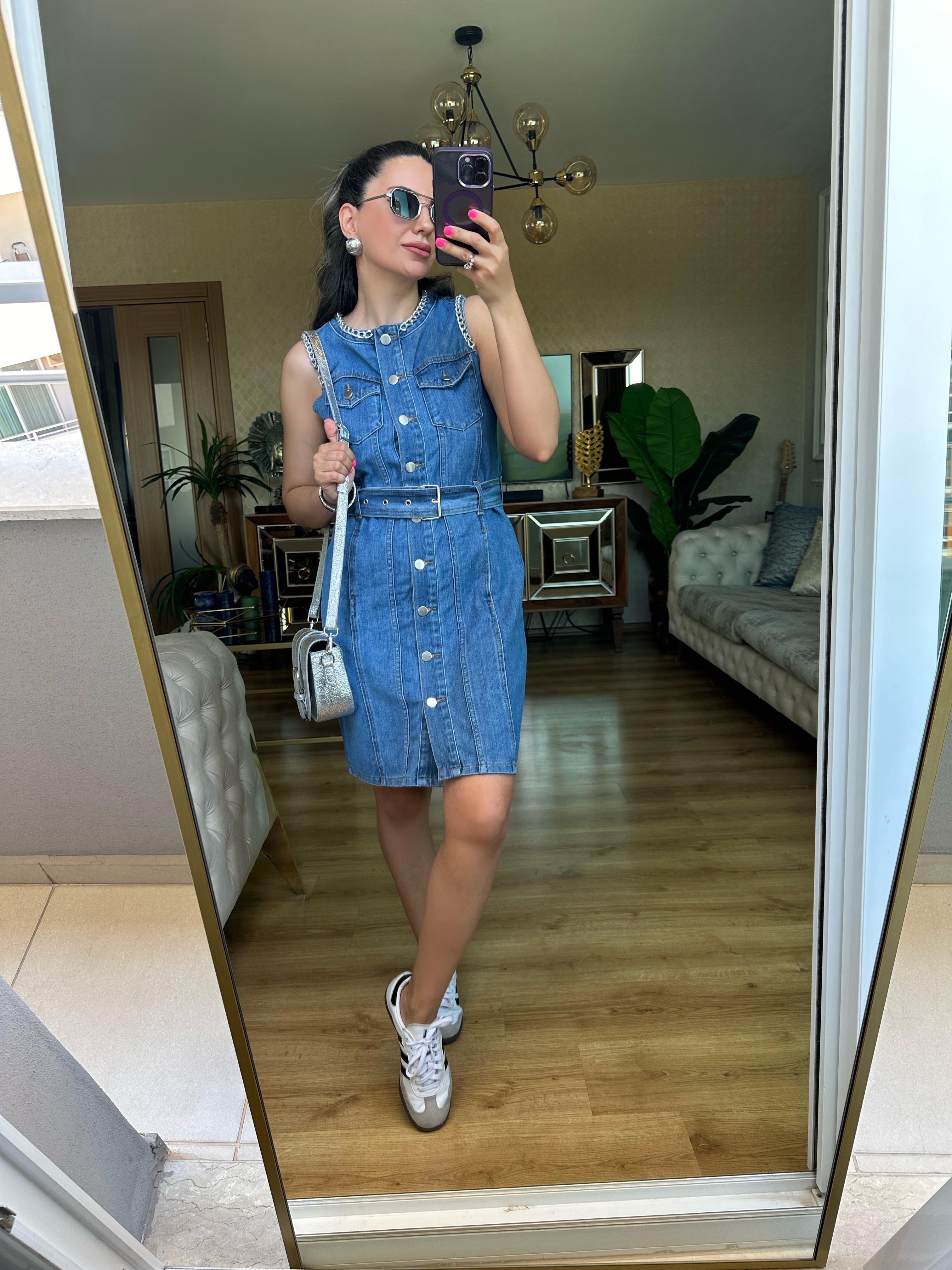 Zincir Detaylı Jean Elbise