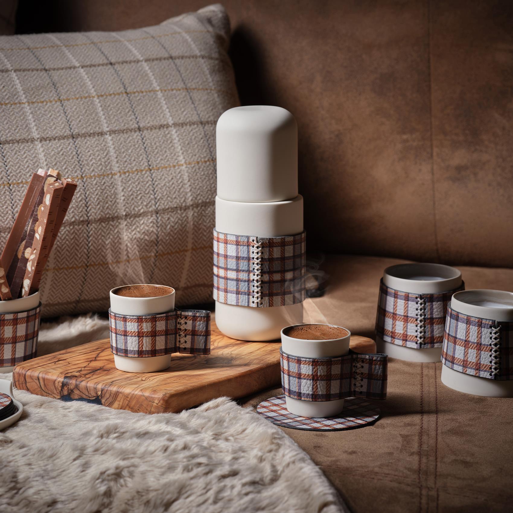 Capsule Jug With Plaid Leather Ivory - Ivory & Rock 