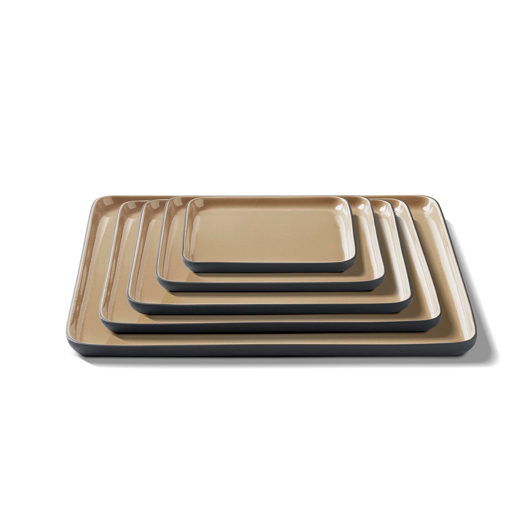 Square Plate Set Black & Straw