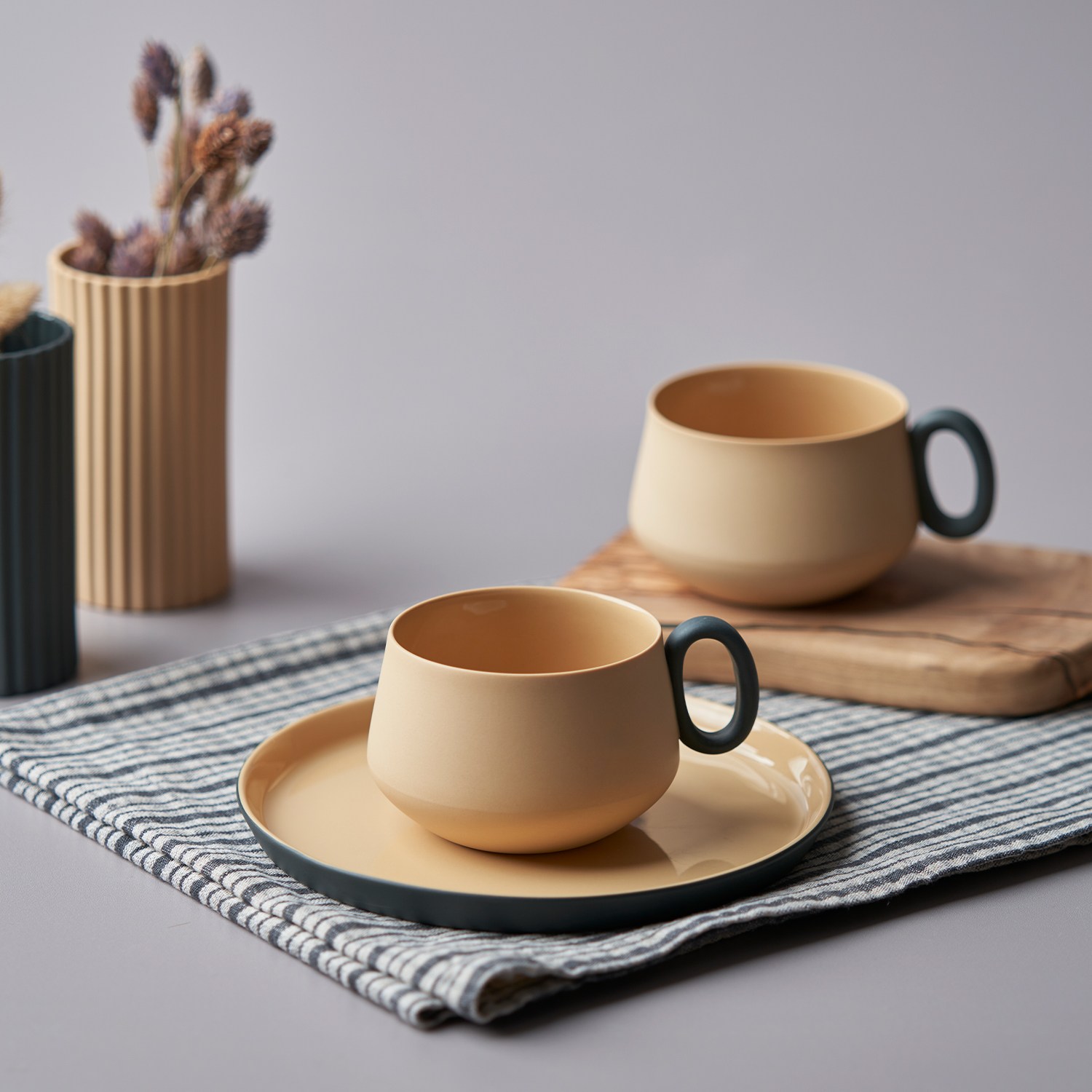 Tube Coffee/Tea Cup with Saucers Set of 2 Black - Straw 200 ml 