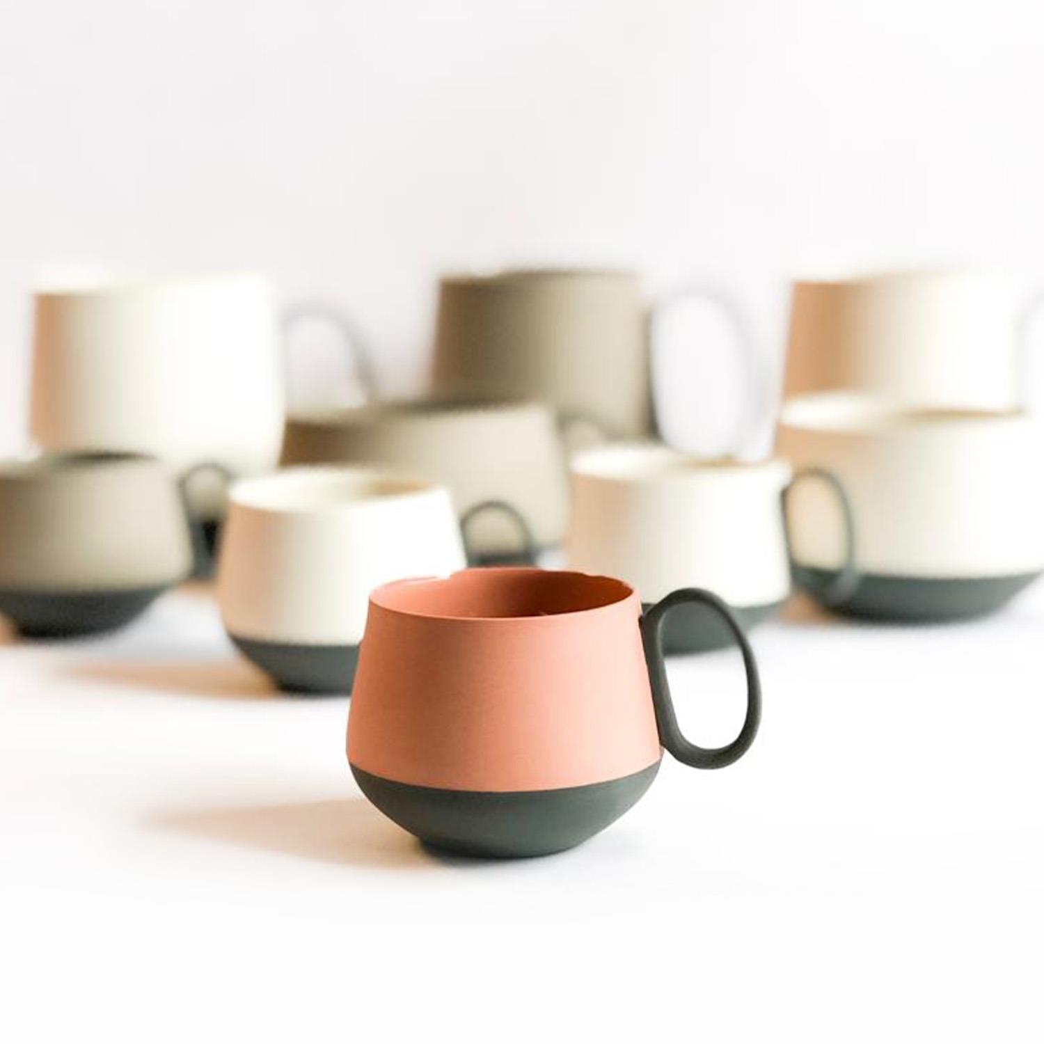 Tube Espresso Cup Wıth Saucer Set Of 2 Black - Black & Coral