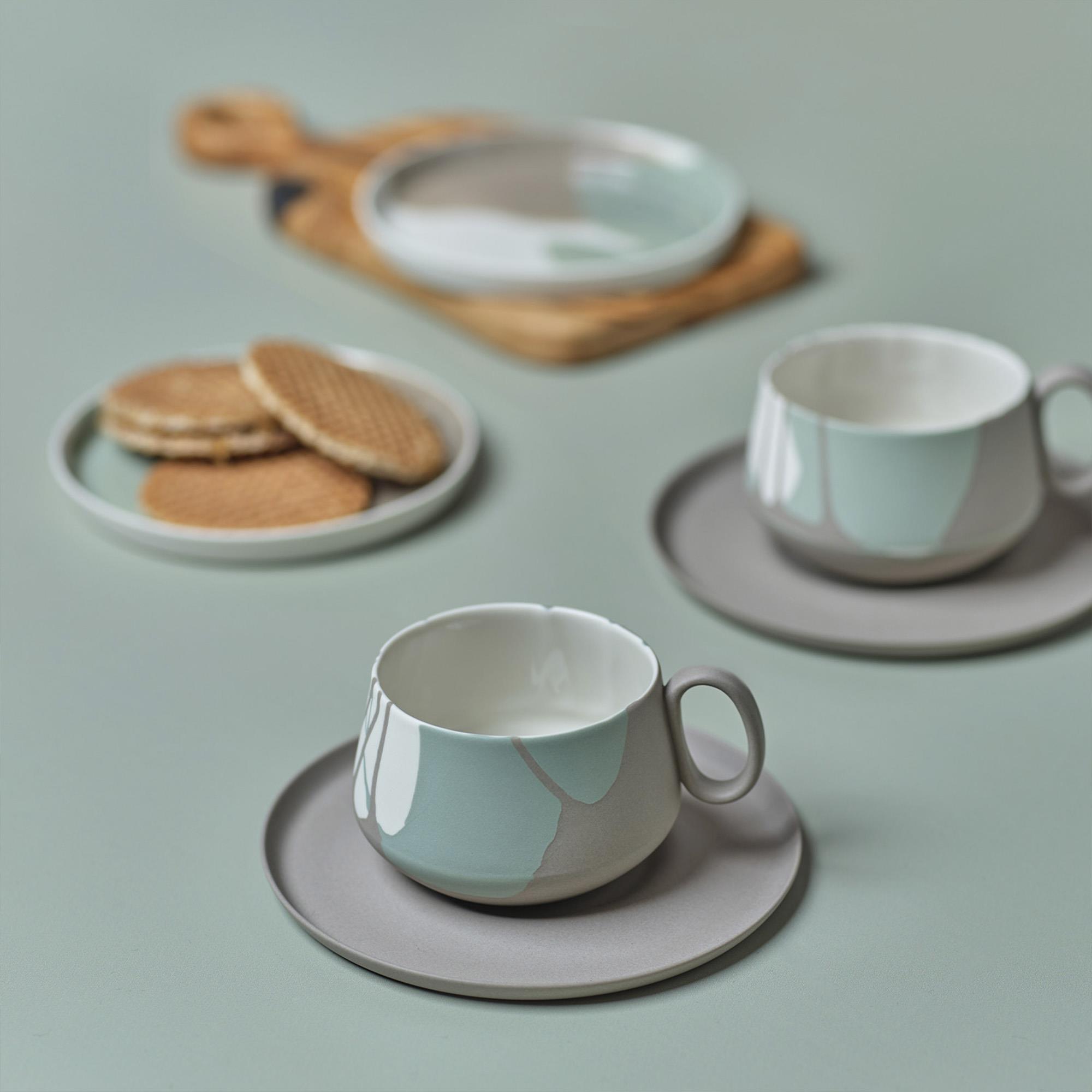 Tube Tea Cup Colour Wave