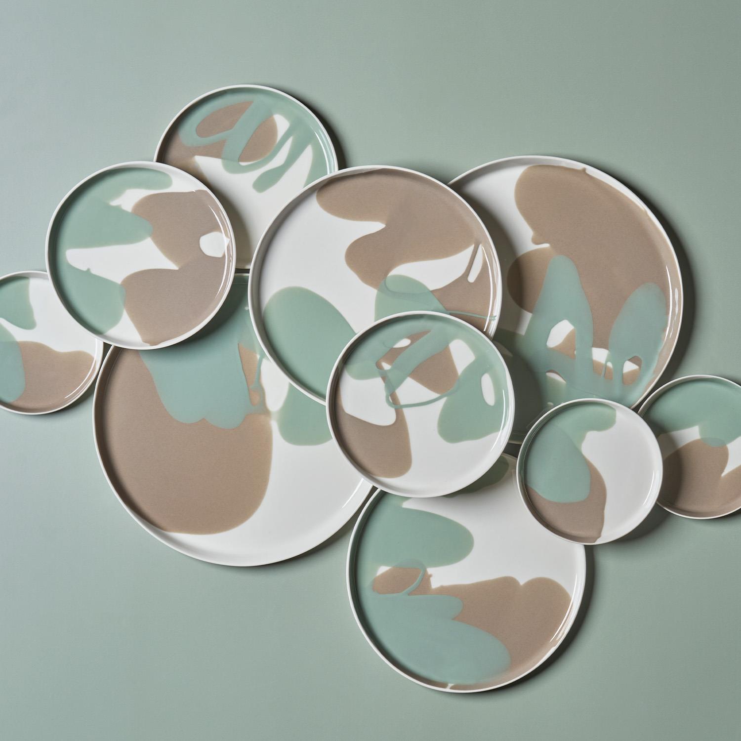 Round Starter Plate Colour Wave