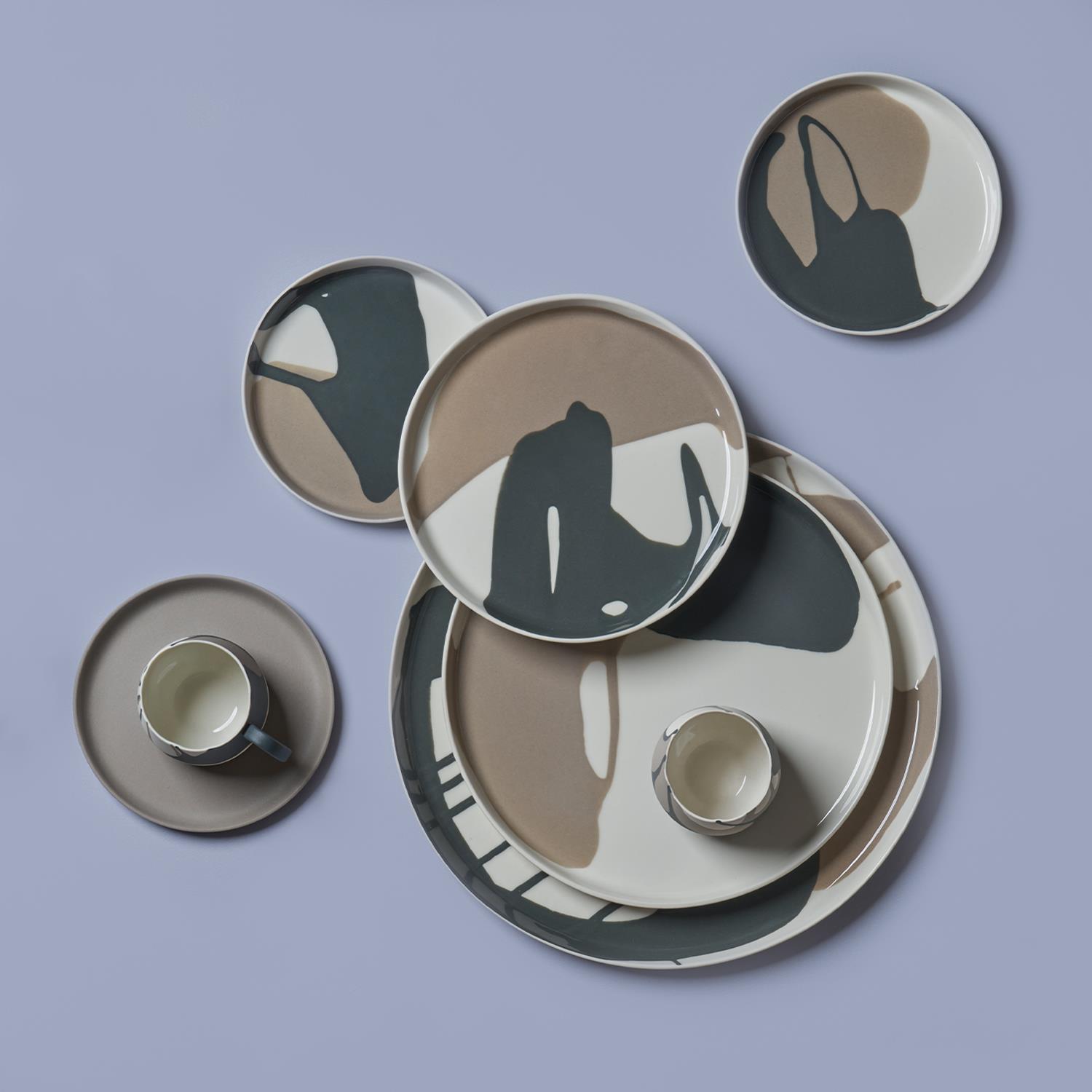 Round Dessert Plate Colour Wave