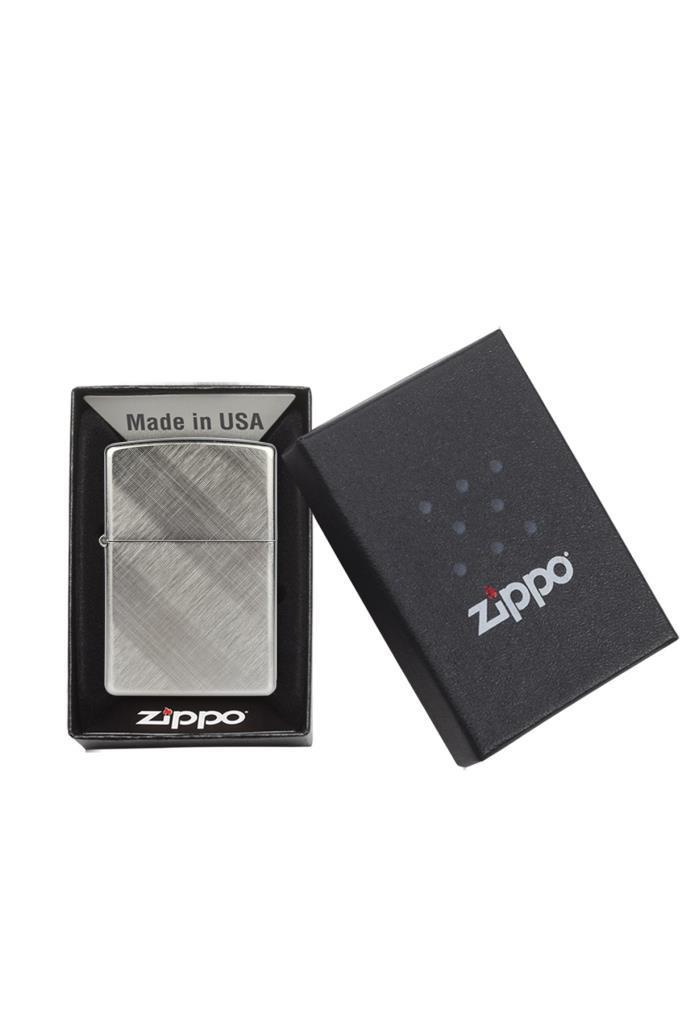 Zippo Çakmak Reg Diagonal Weave 28182-000004