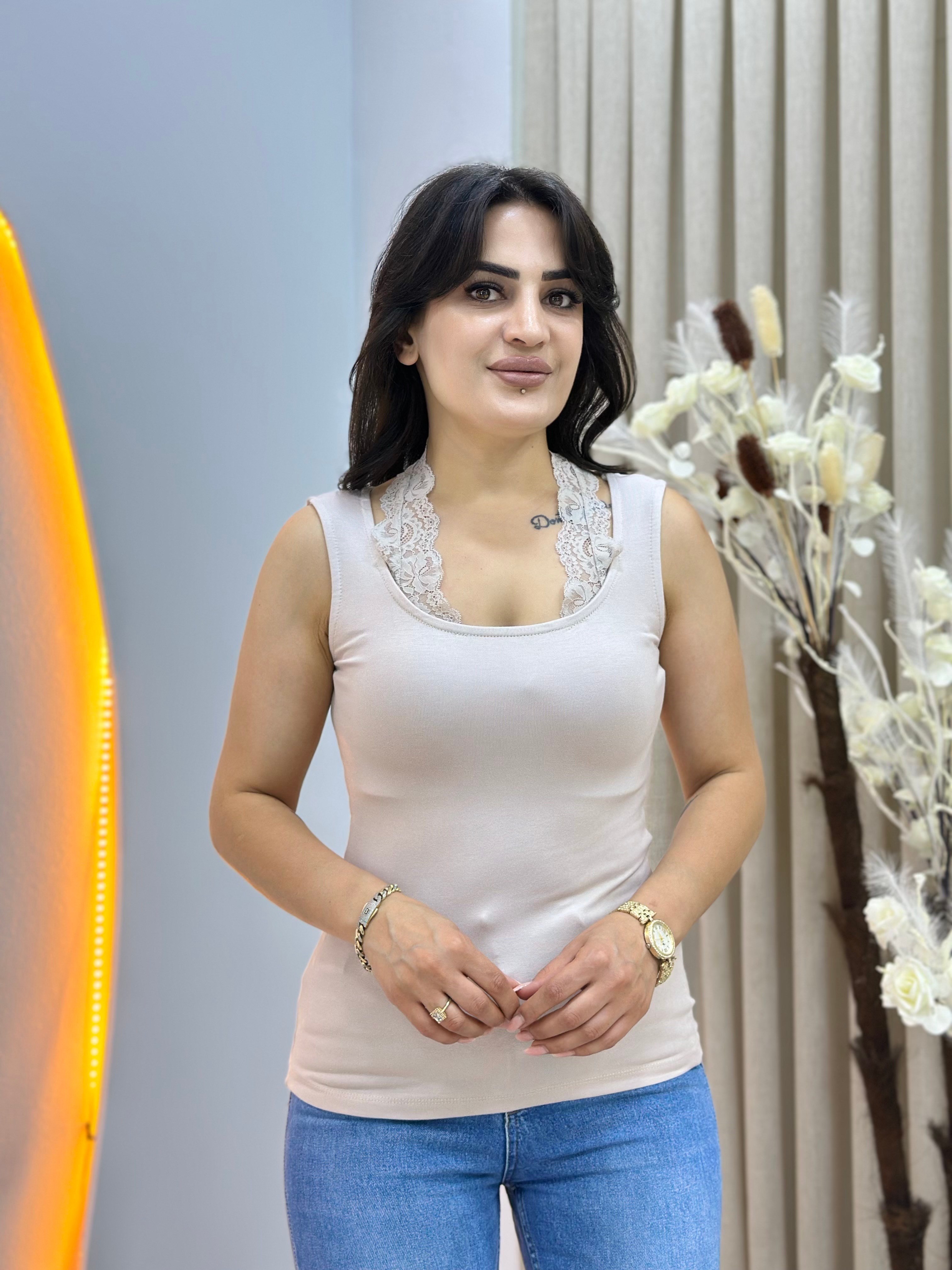 Bade Bej U Yaka Dantel Detaylı Pamuklu Atlet D158 