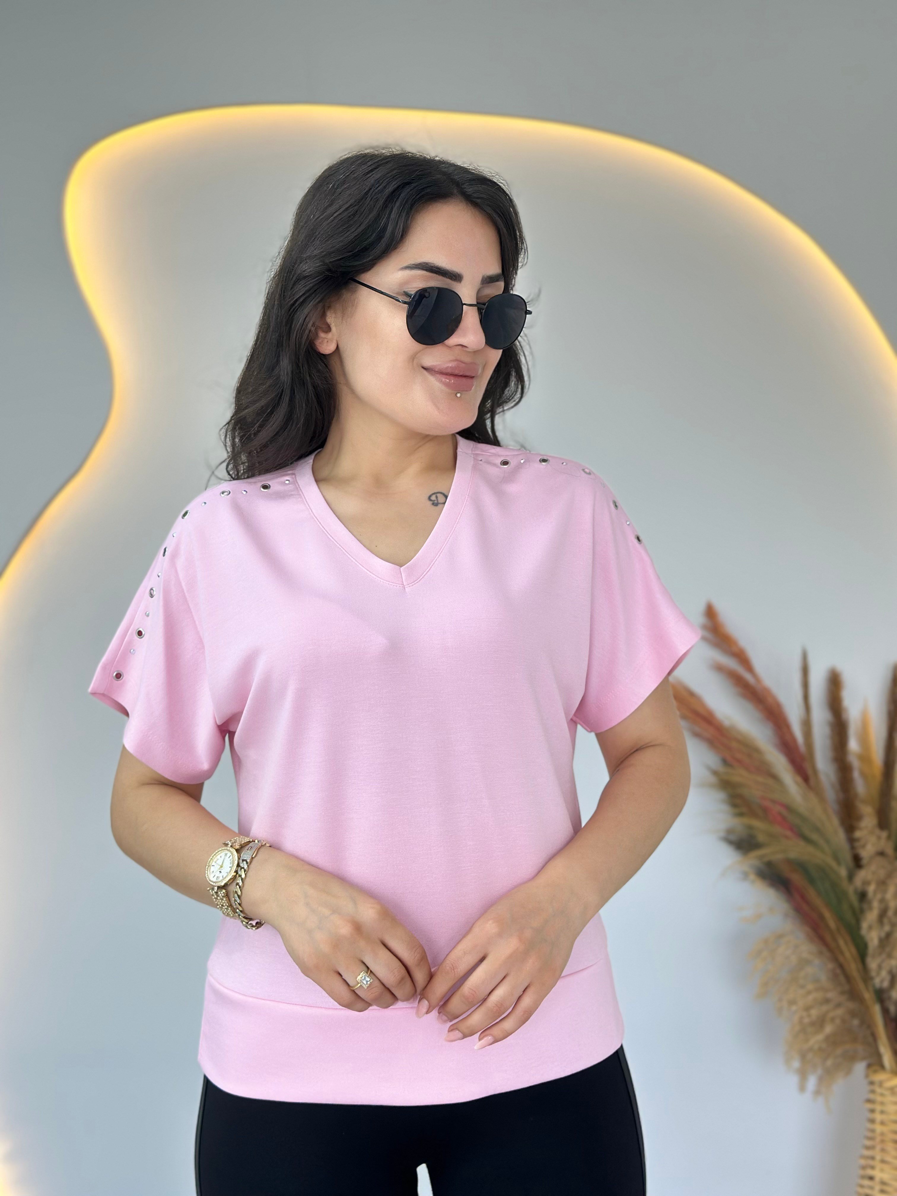 Benro Pudra Pembe V Yaka Düşük Omuz Kuş Gözü Detaylı Bluz D138