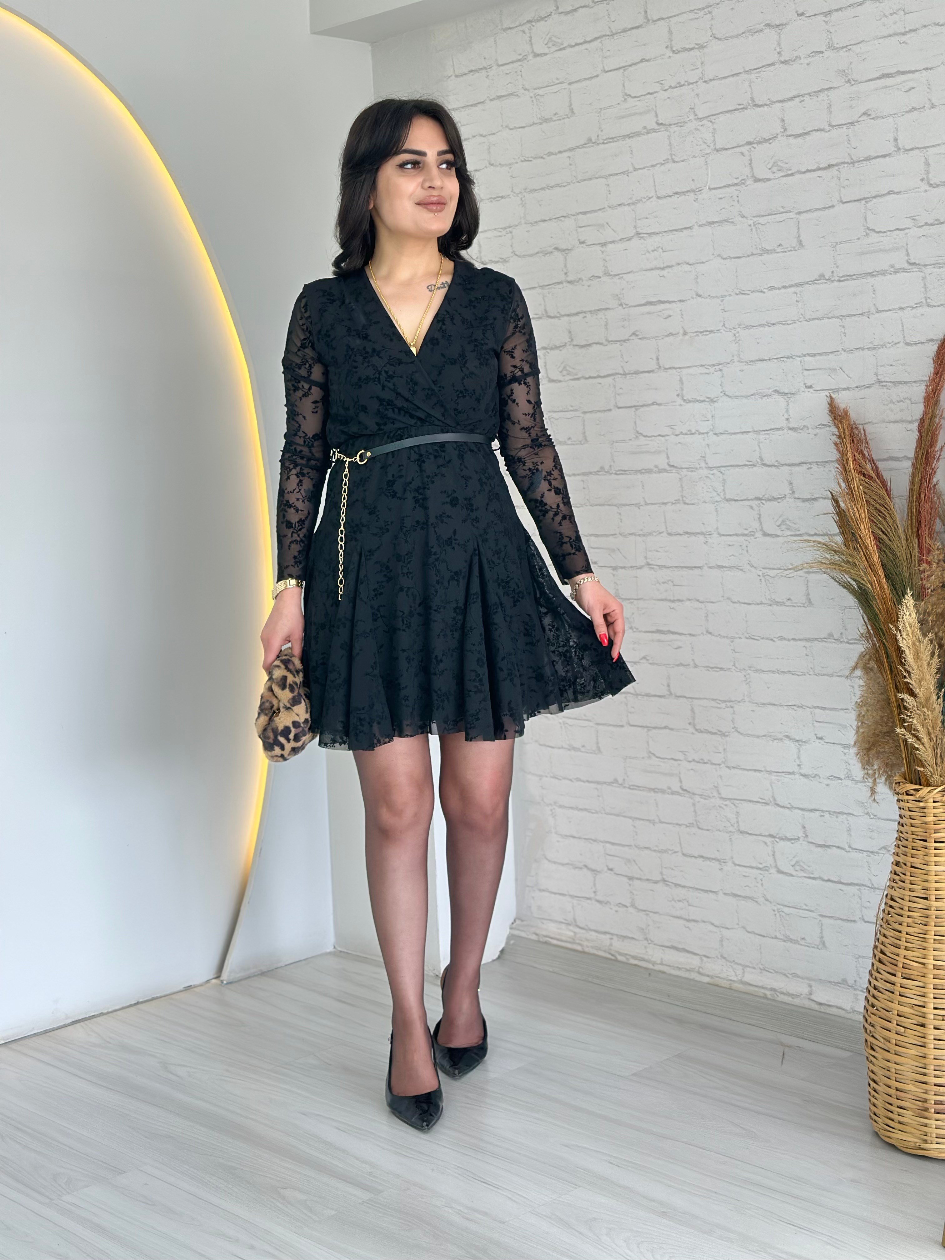 Dima Siyah Kruvaze Yaka Dantel Detaylı Mini Elbise D096