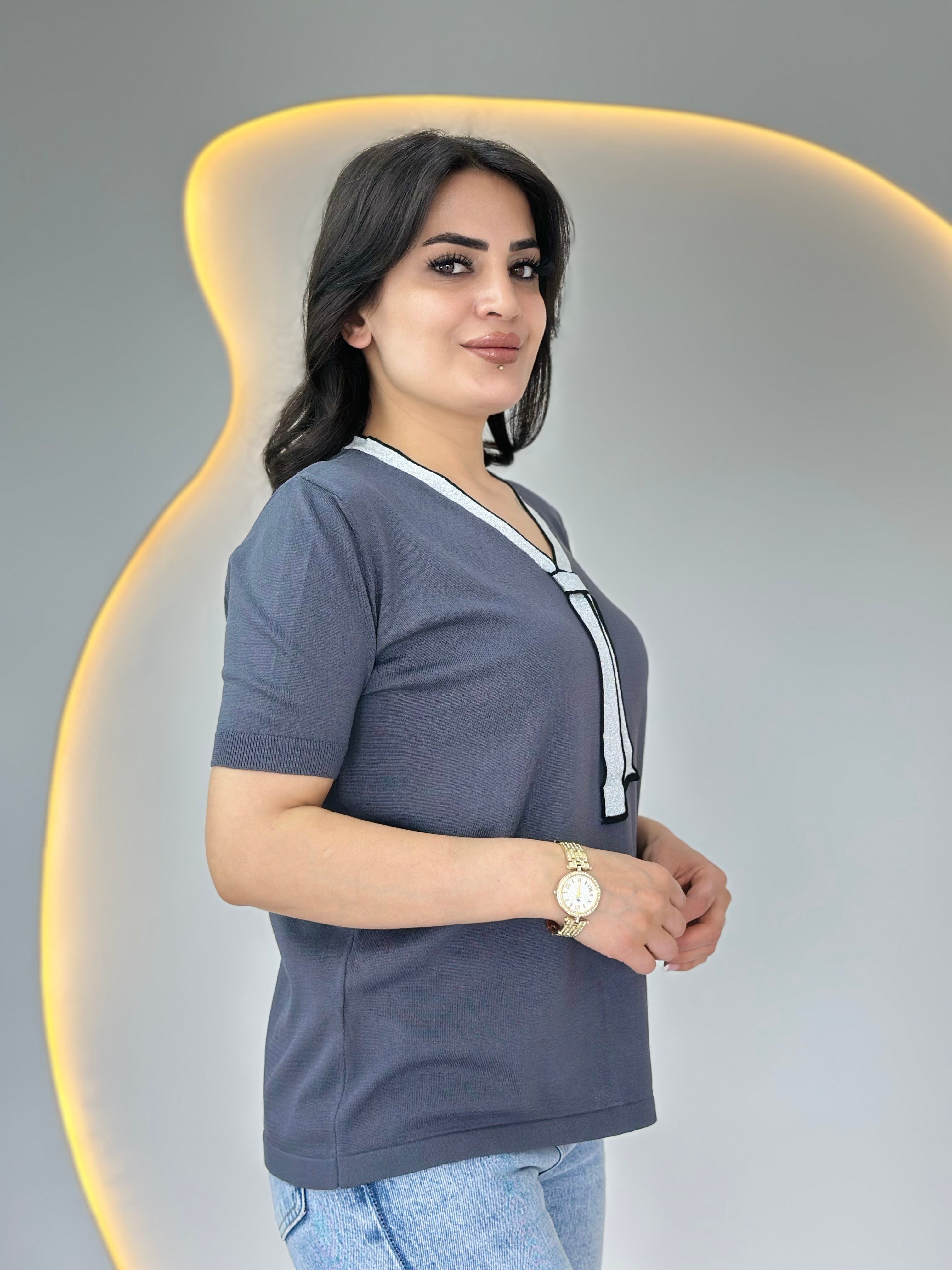 Figo Füme  V Yaka İnce Fular Detaylı Merserize Bluz D130