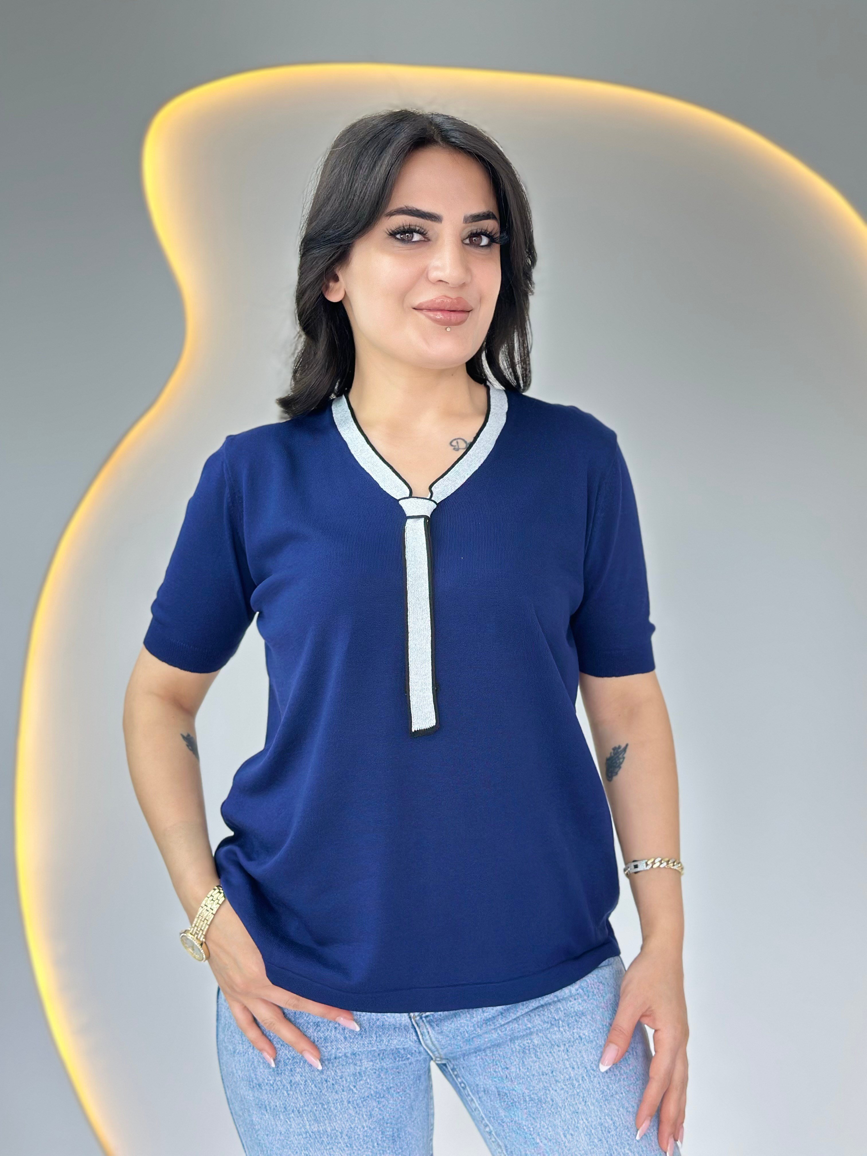 Figo Saks Mavi V Yaka İnce Fular Detaylı Merserize Bluz D130