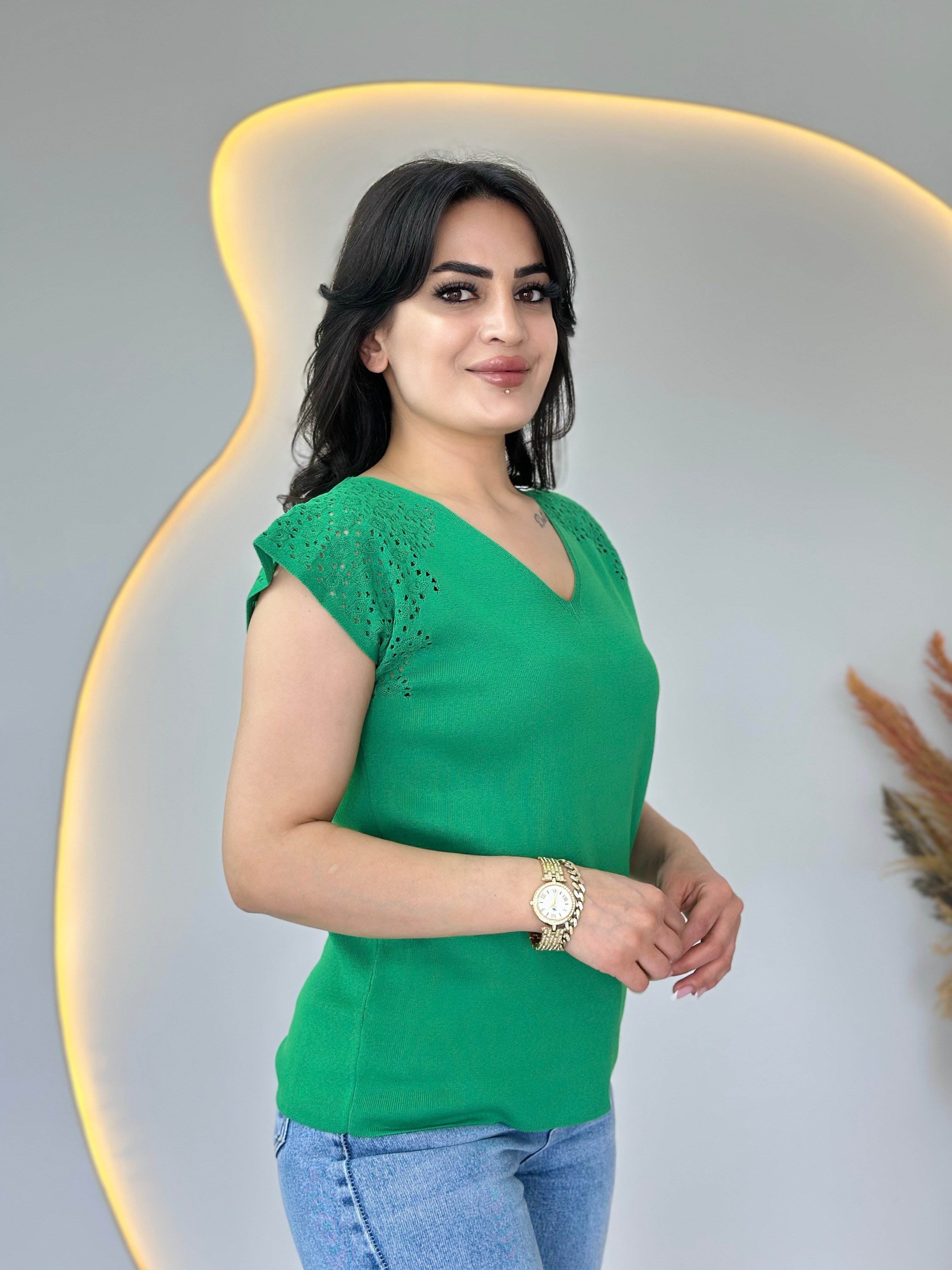 Fore Çimen Yeşili V Yaka Ajurlu Mevsimlik Triko Bluz A105