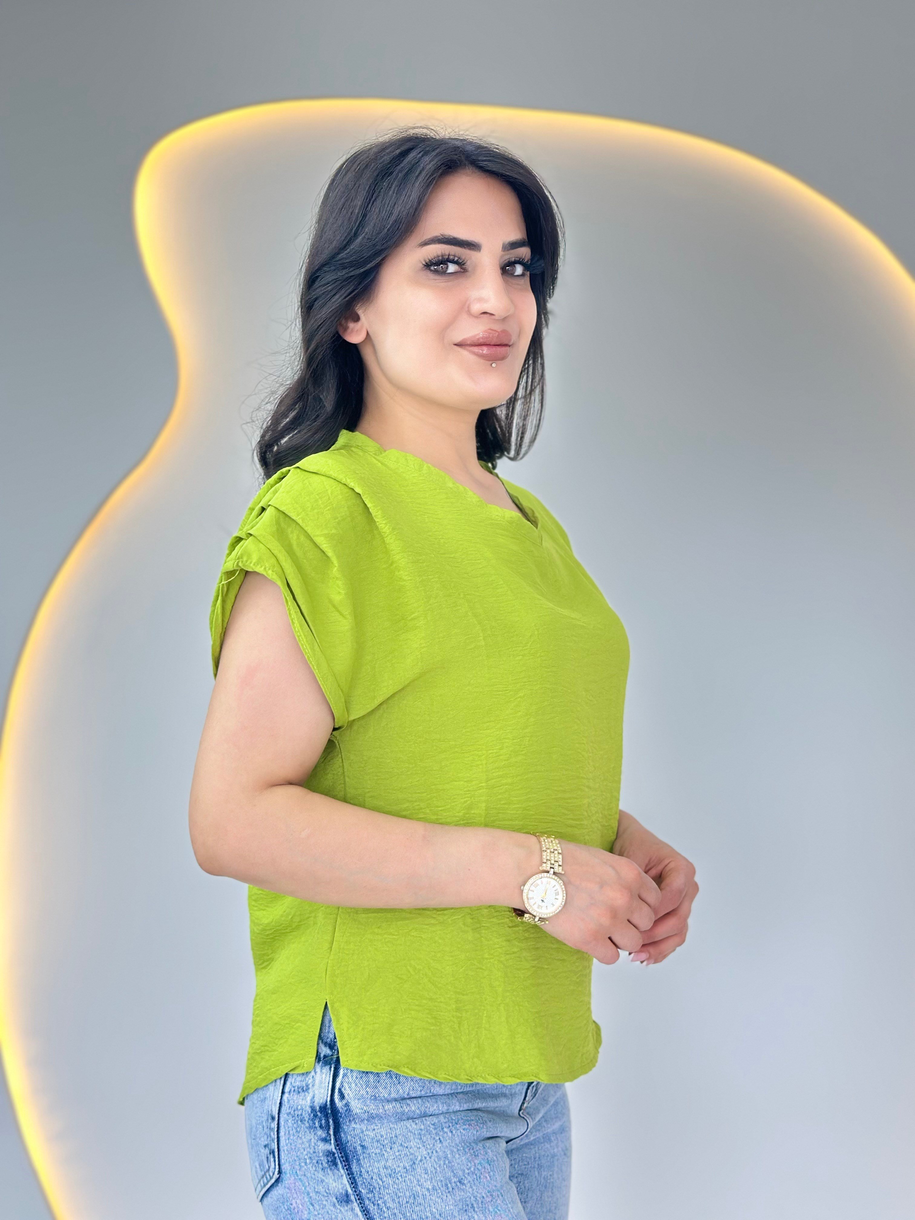 Gami Yağ Yeşili V Yaka Omzu Drapeli Aerobin Bluz D131