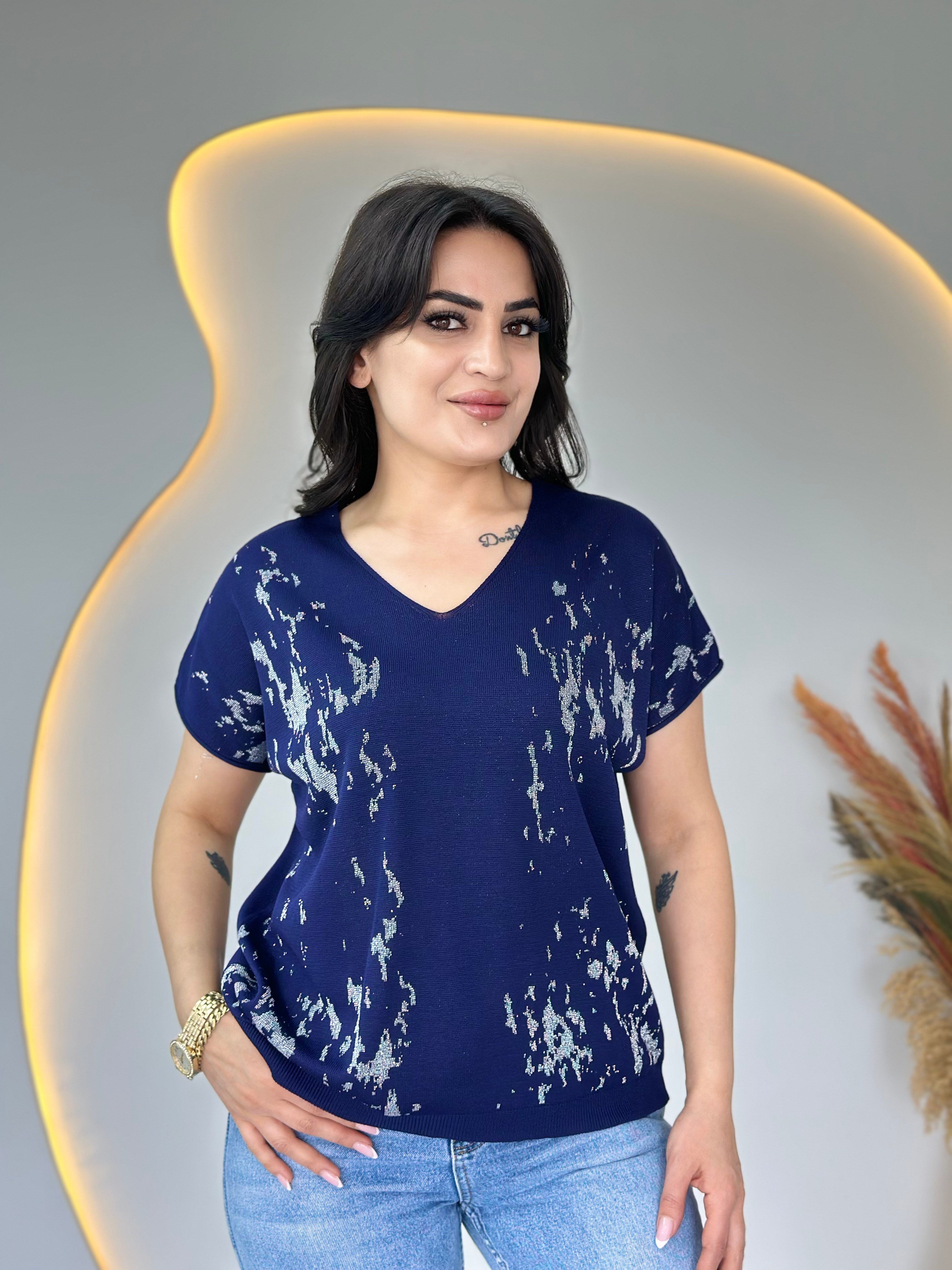 İnbo Lacivert V Yaka Batik Desenli Merserize Bluz D109