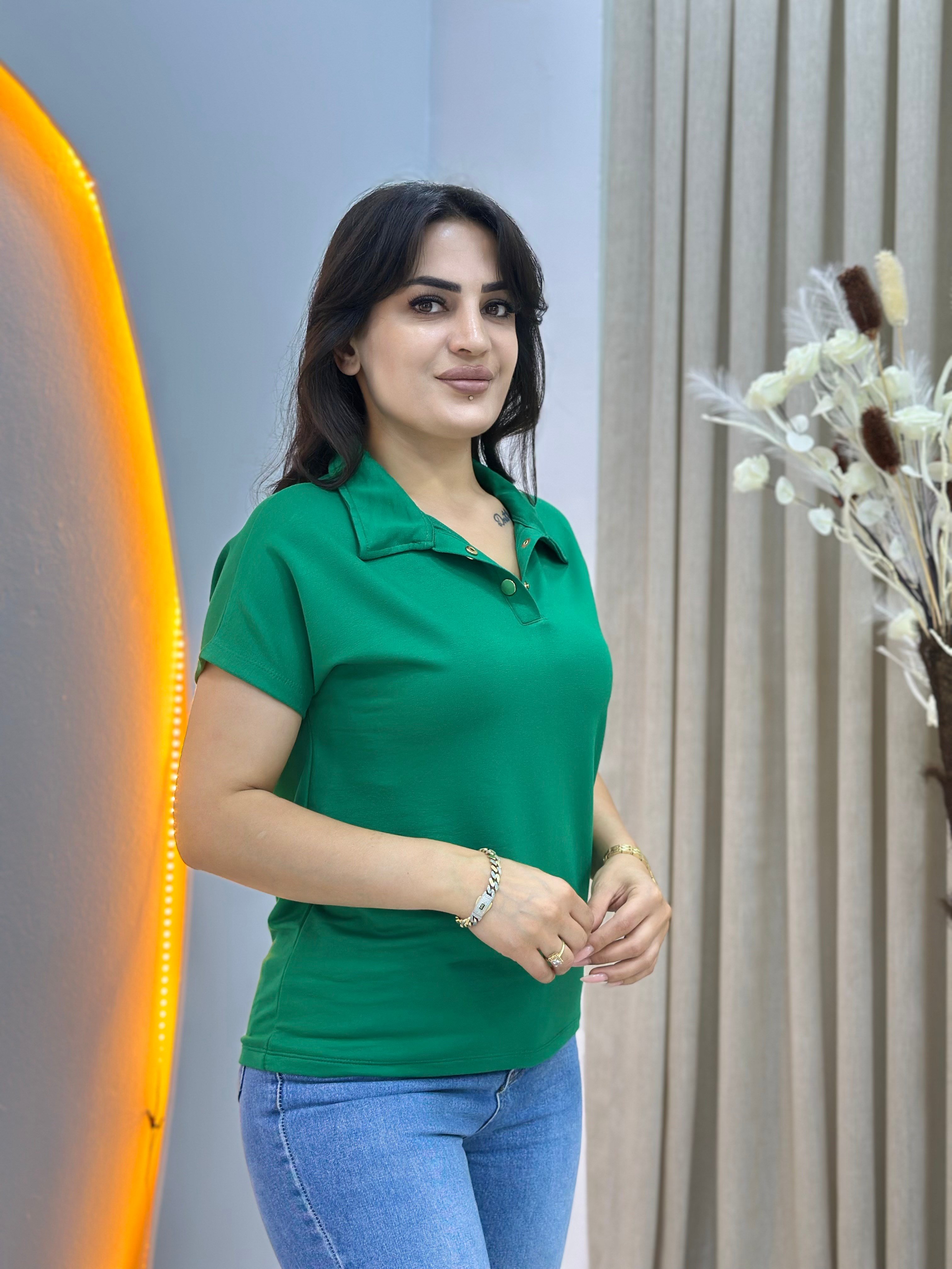 İvone Çimen Yeşili  Polo Yaka Gold Düğme Detaylı Tshirt Bluz D150