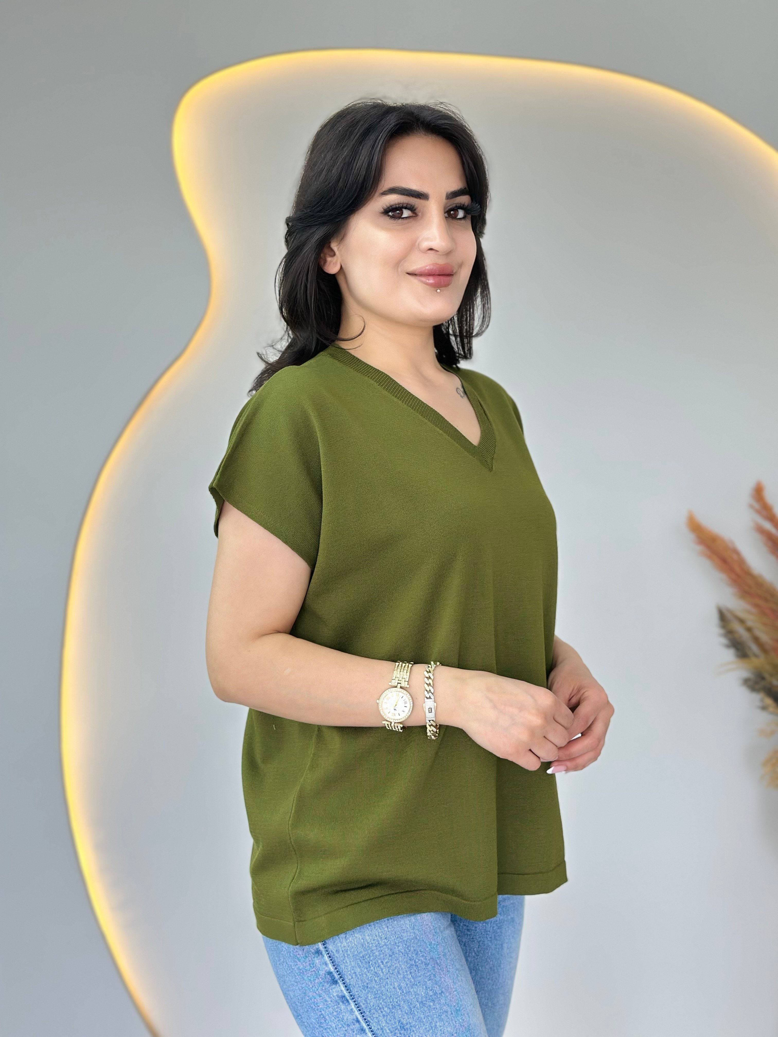 İza Haki V yaka Düşük Omuzlu Kısa Kollu Merserize Bluz D108