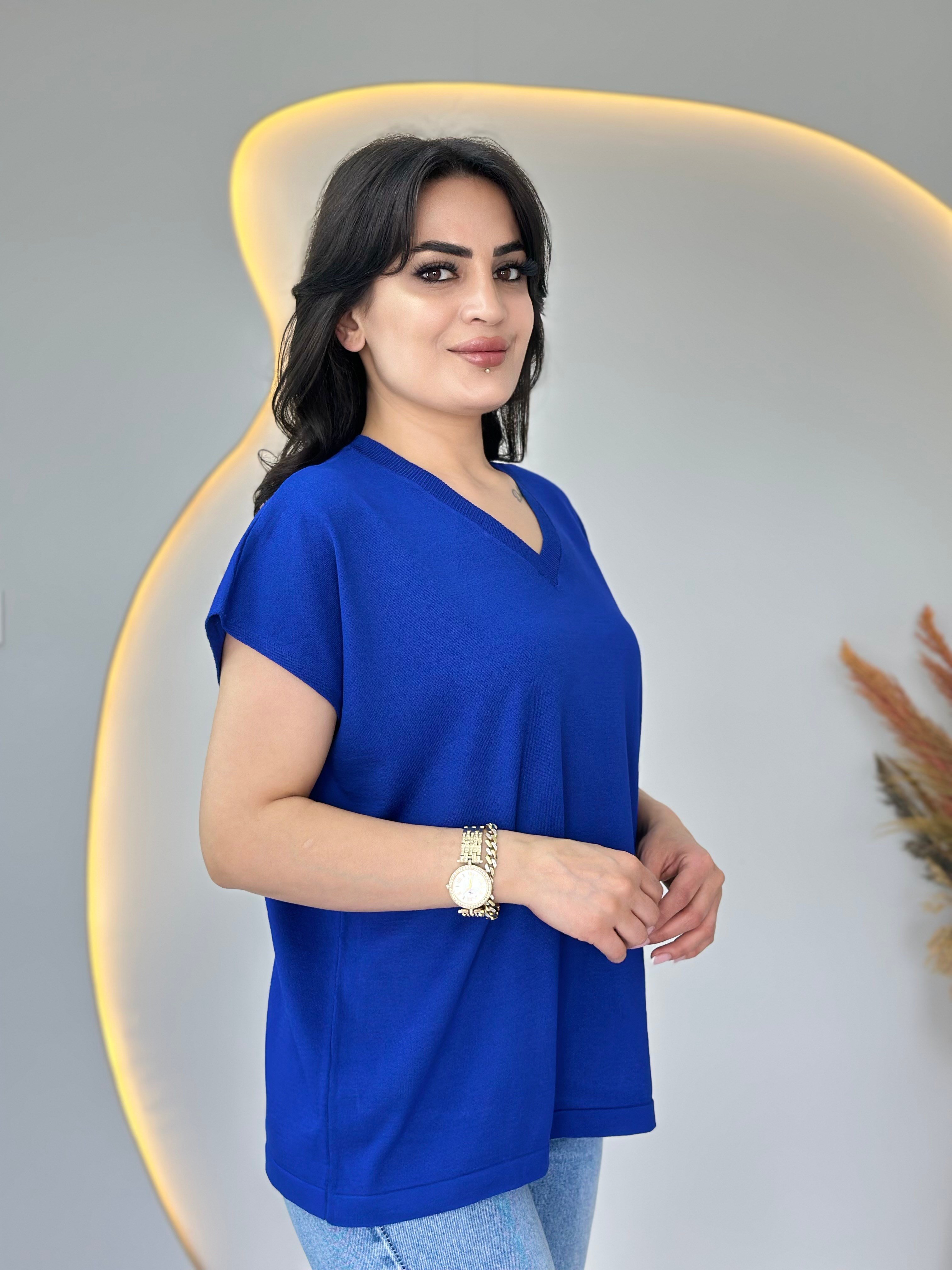 İza Saks Mavi V yaka Düşük Omuzlu Kısa Kollu Merserize Bluz D108