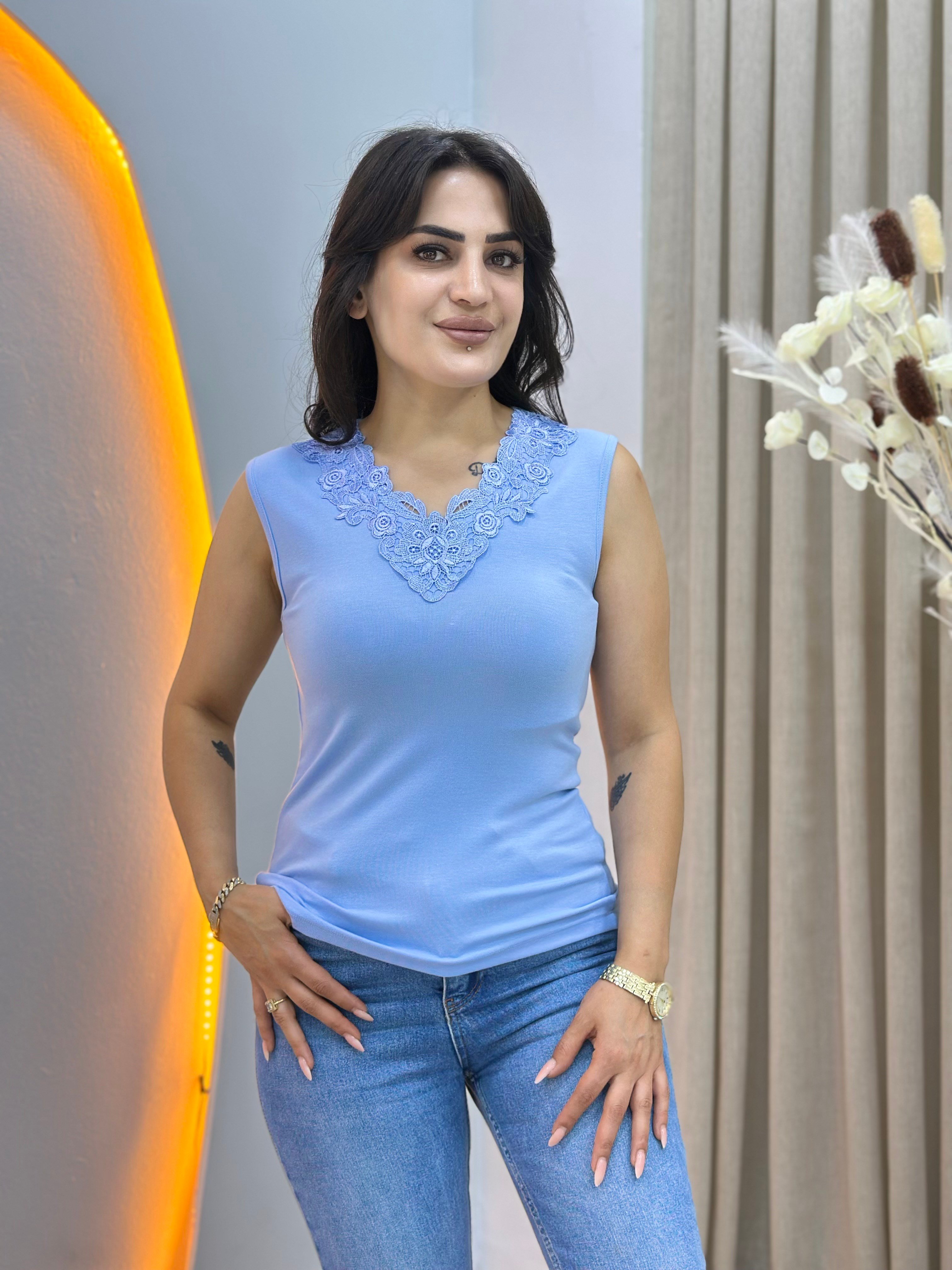 Lalin Bebe Mavi V Yaka Güpür Dantelli Kalın Askılı Atlet D151
